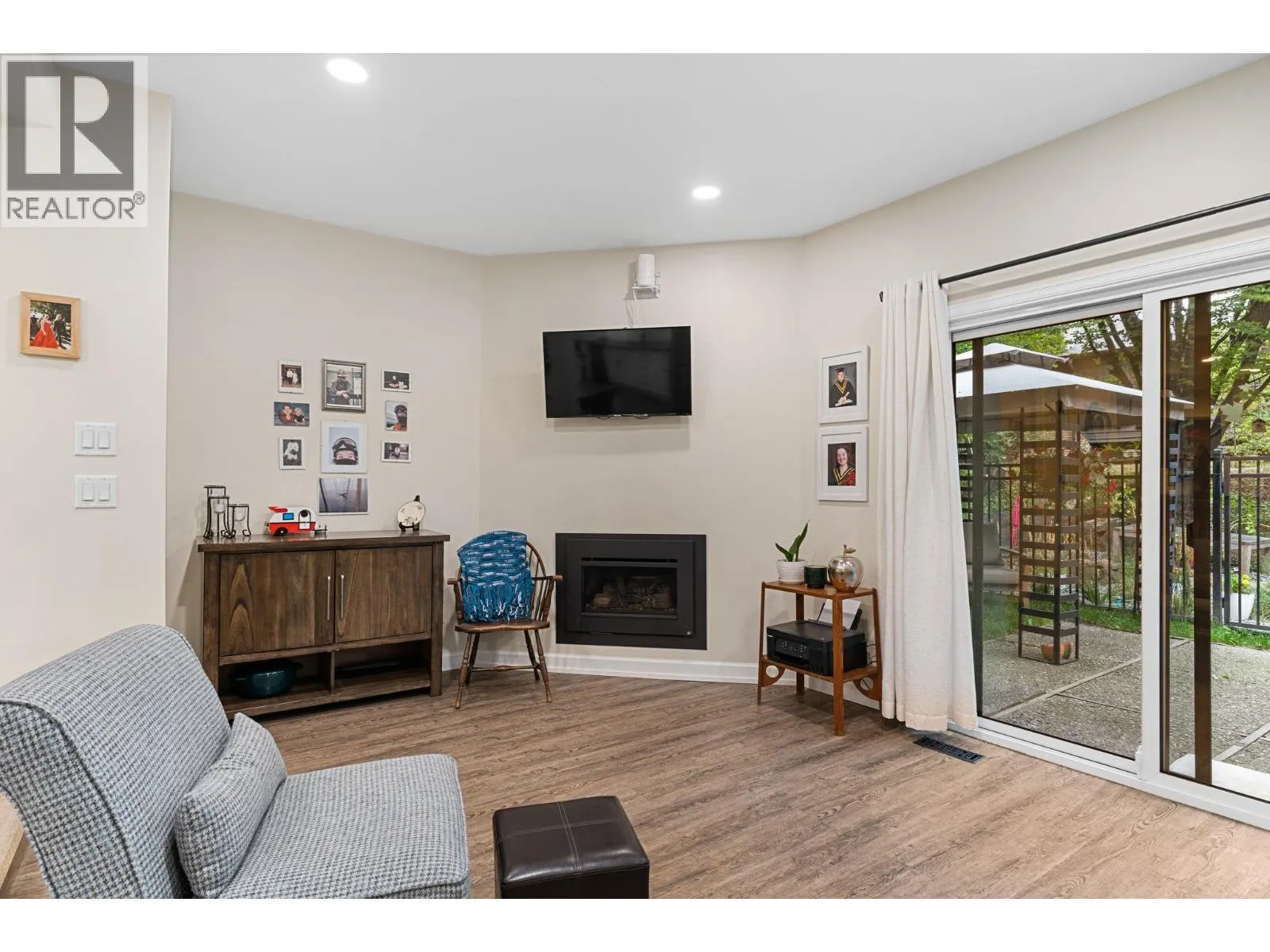 1995 Burtch Road Unit# 111