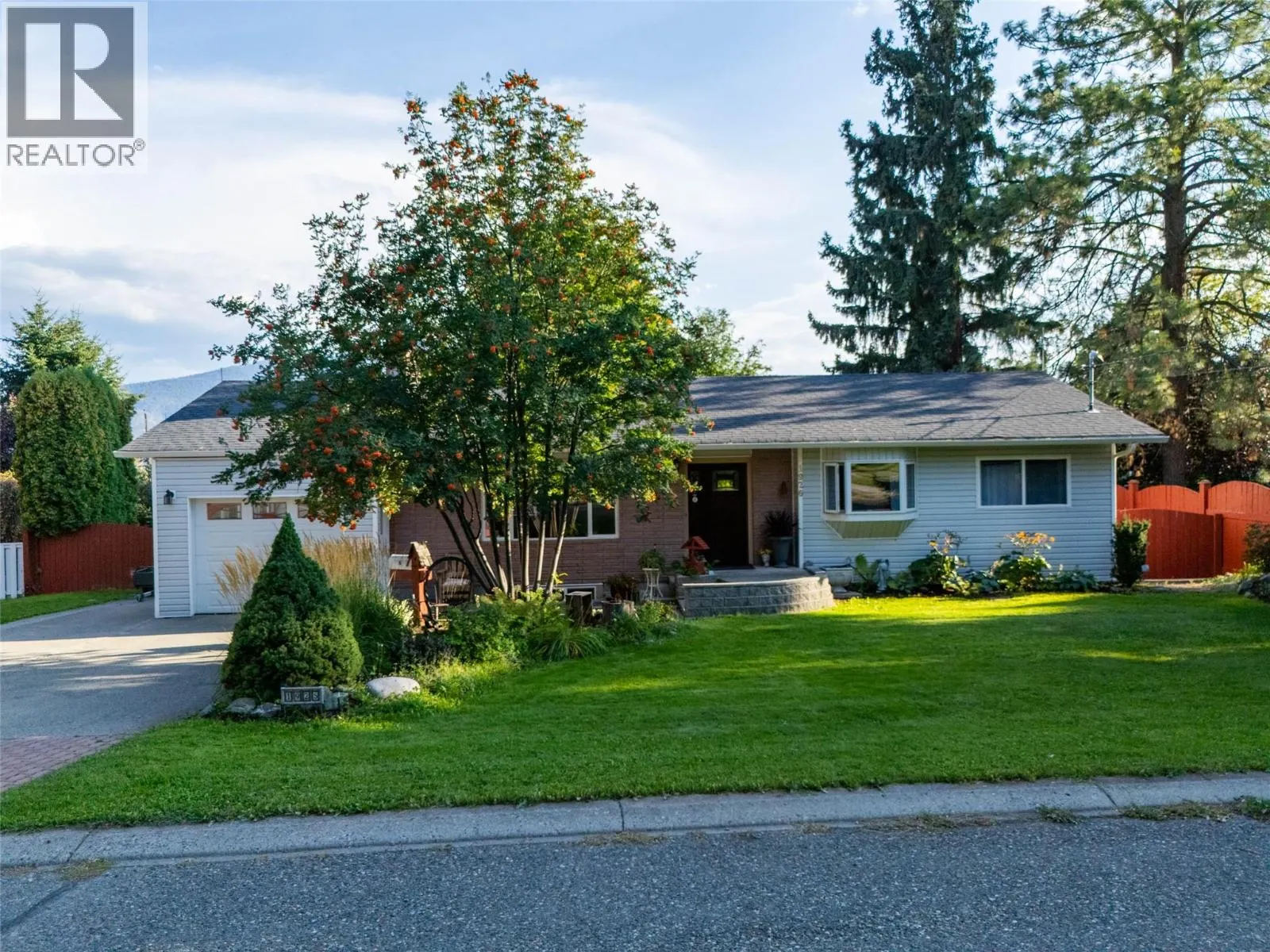 1926 Greaves Avenue