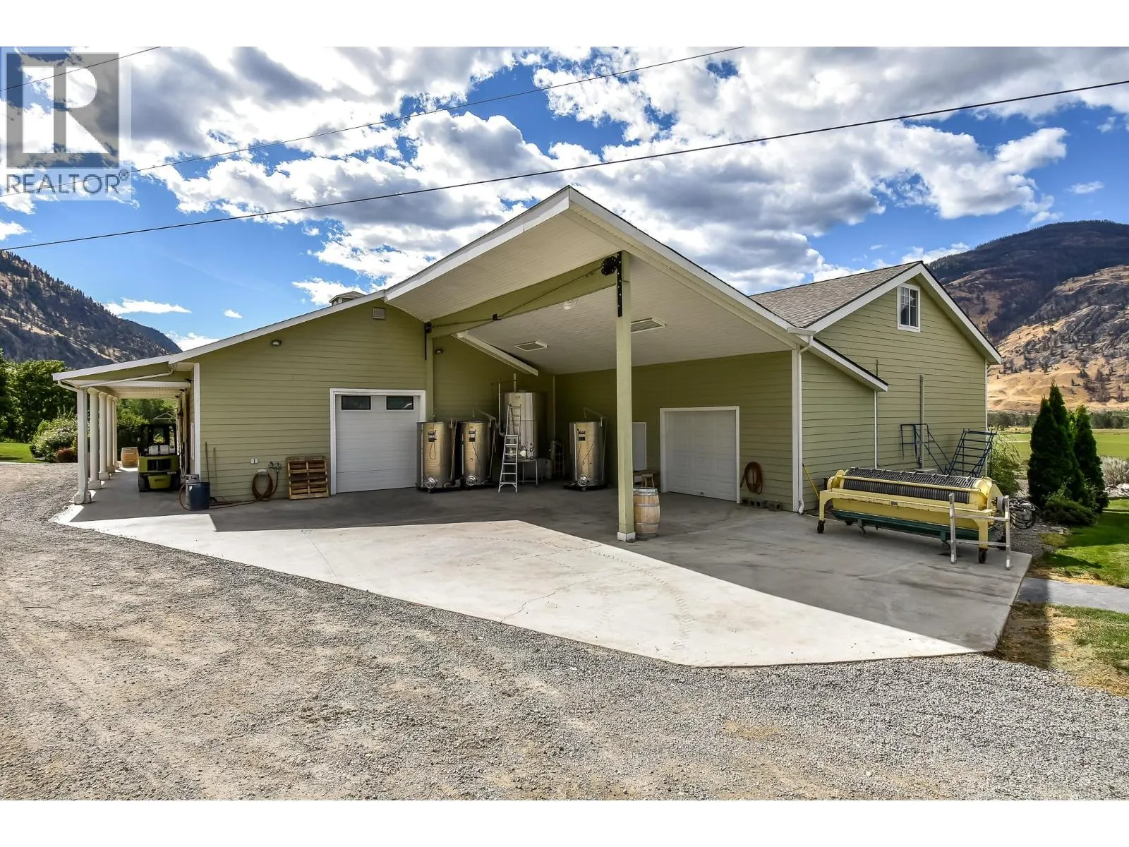 1143 Highway 3