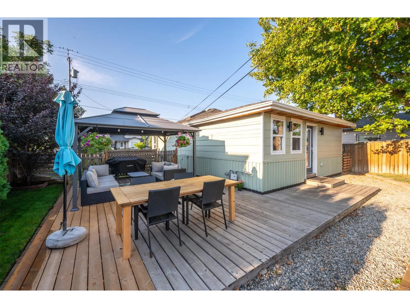 271 Douglas Avenue
