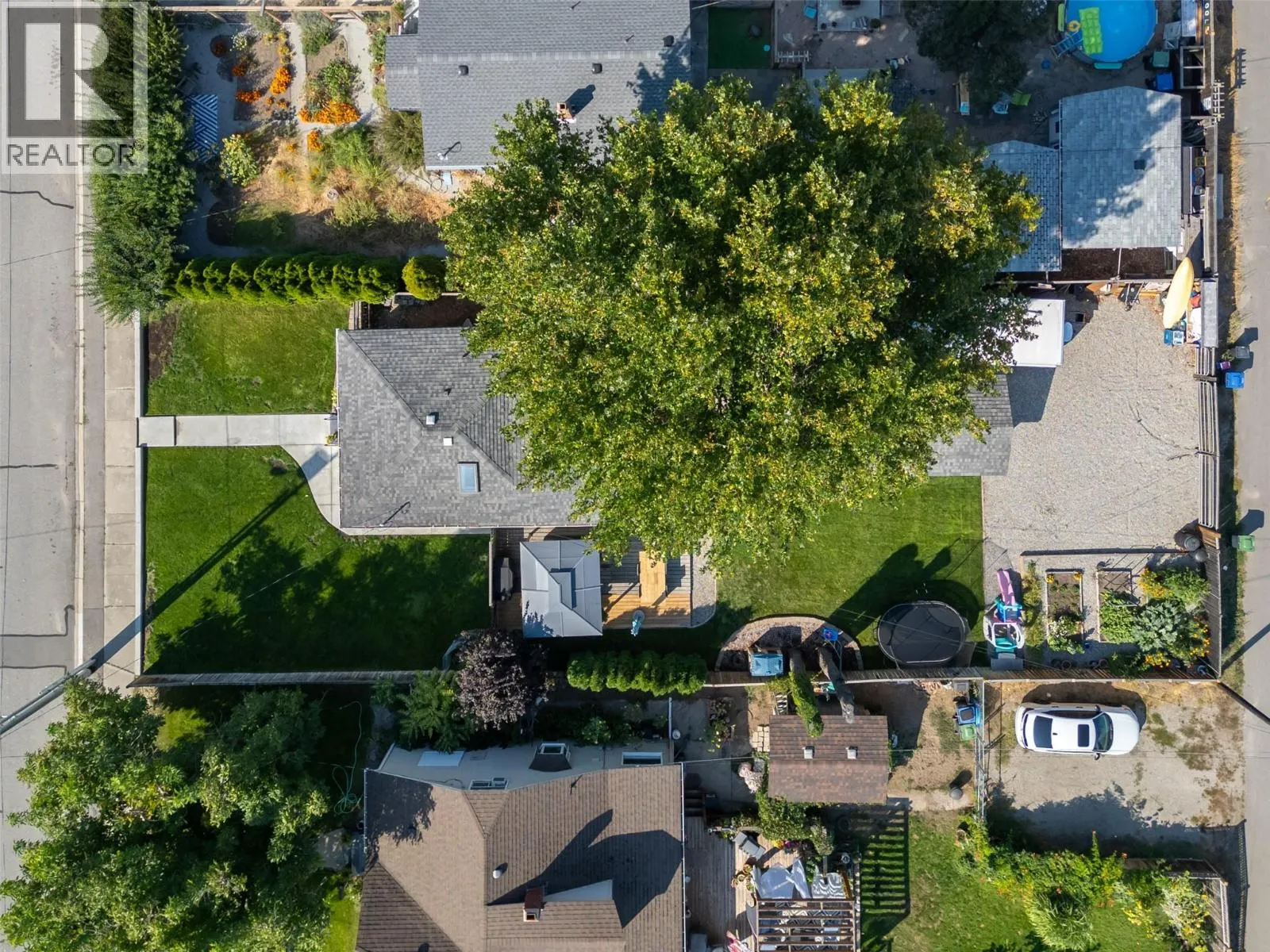 271 Douglas Avenue