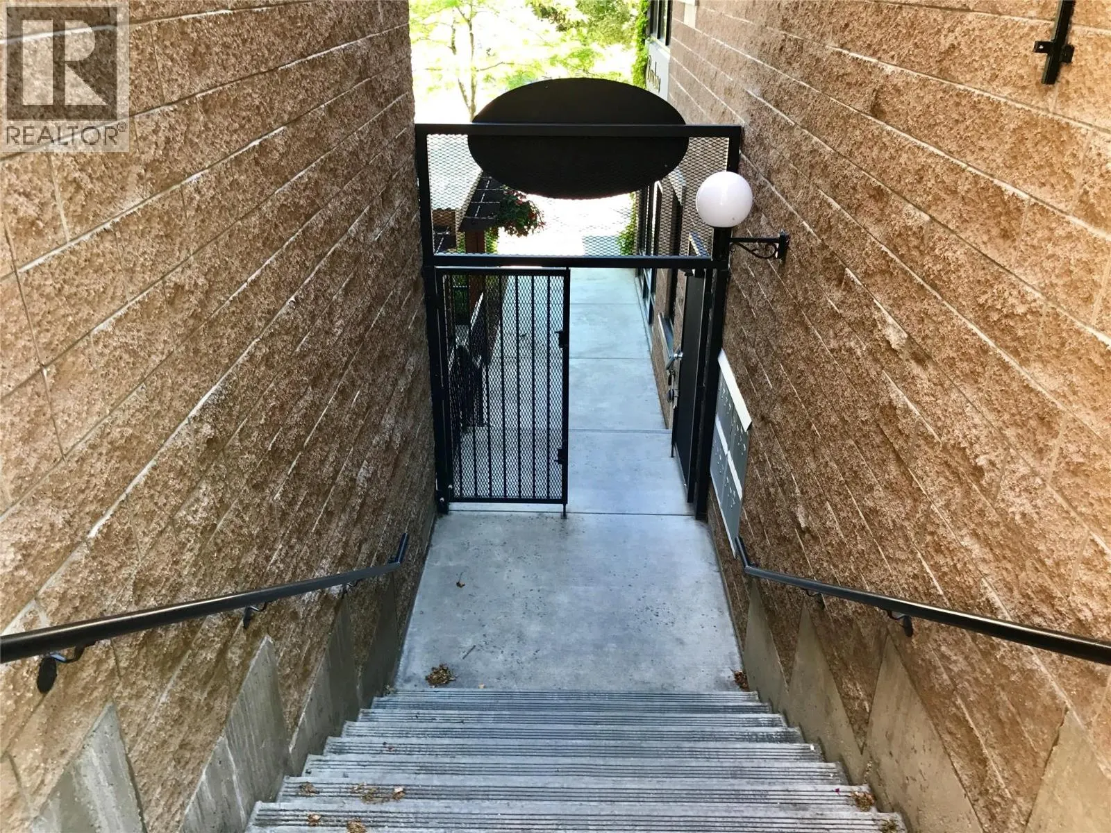 1180 Sunset Drive Unit# 205