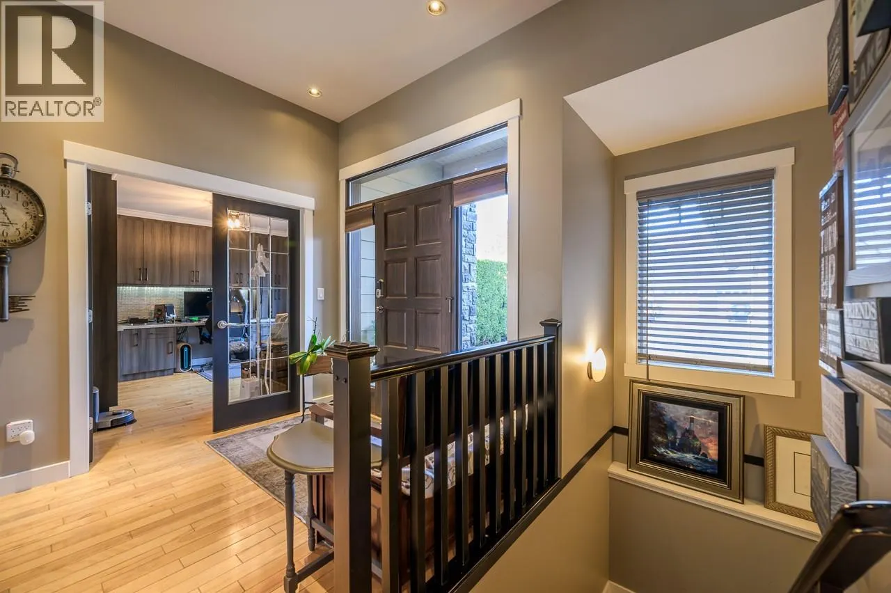 565 McCurrach Place