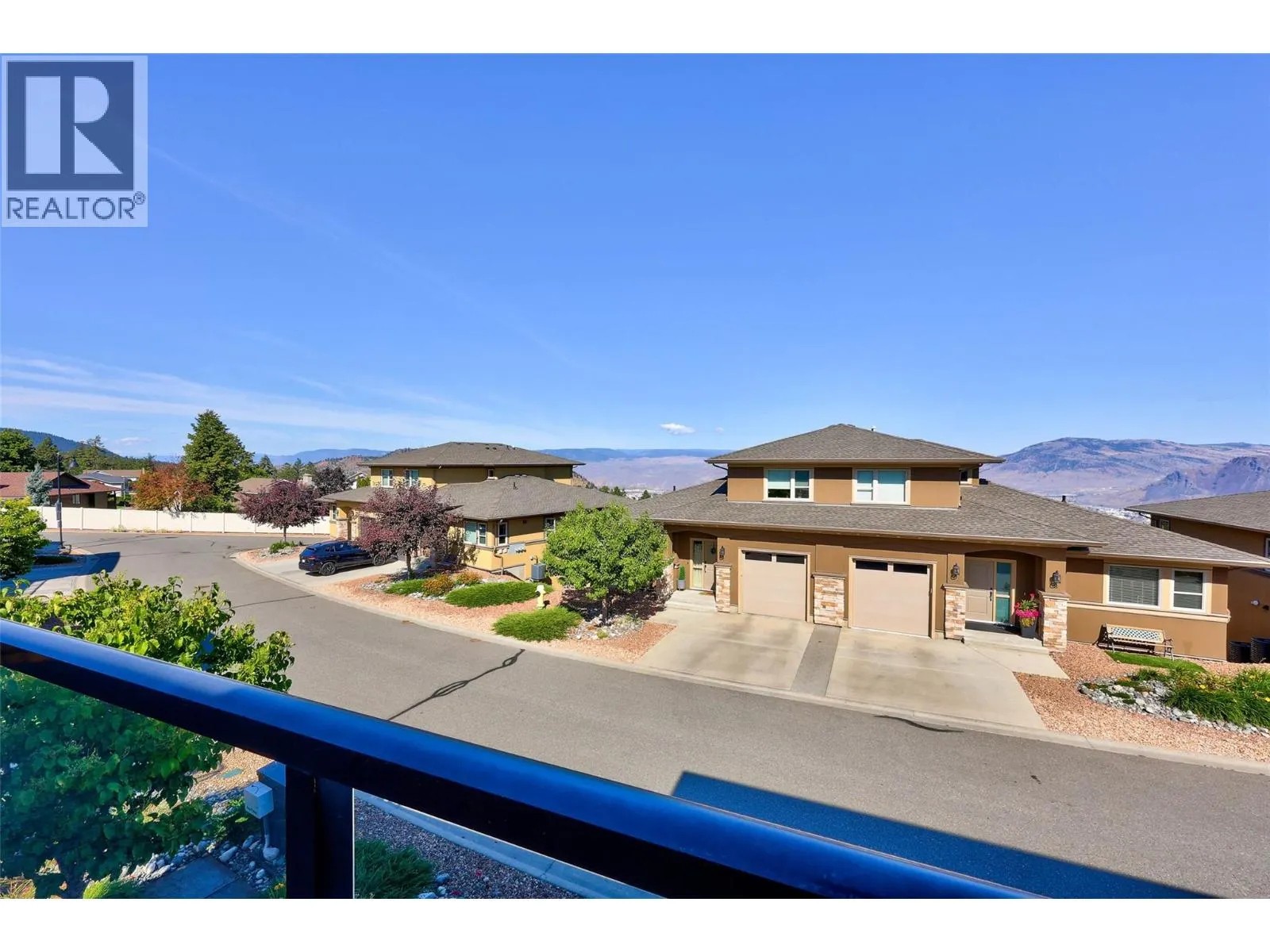 2171 VAN HORNE Drive Unit# 9