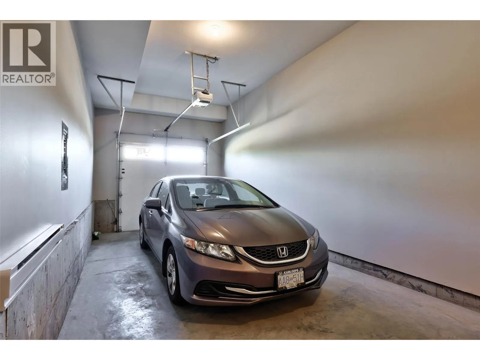 2171 VAN HORNE Drive Unit# 9