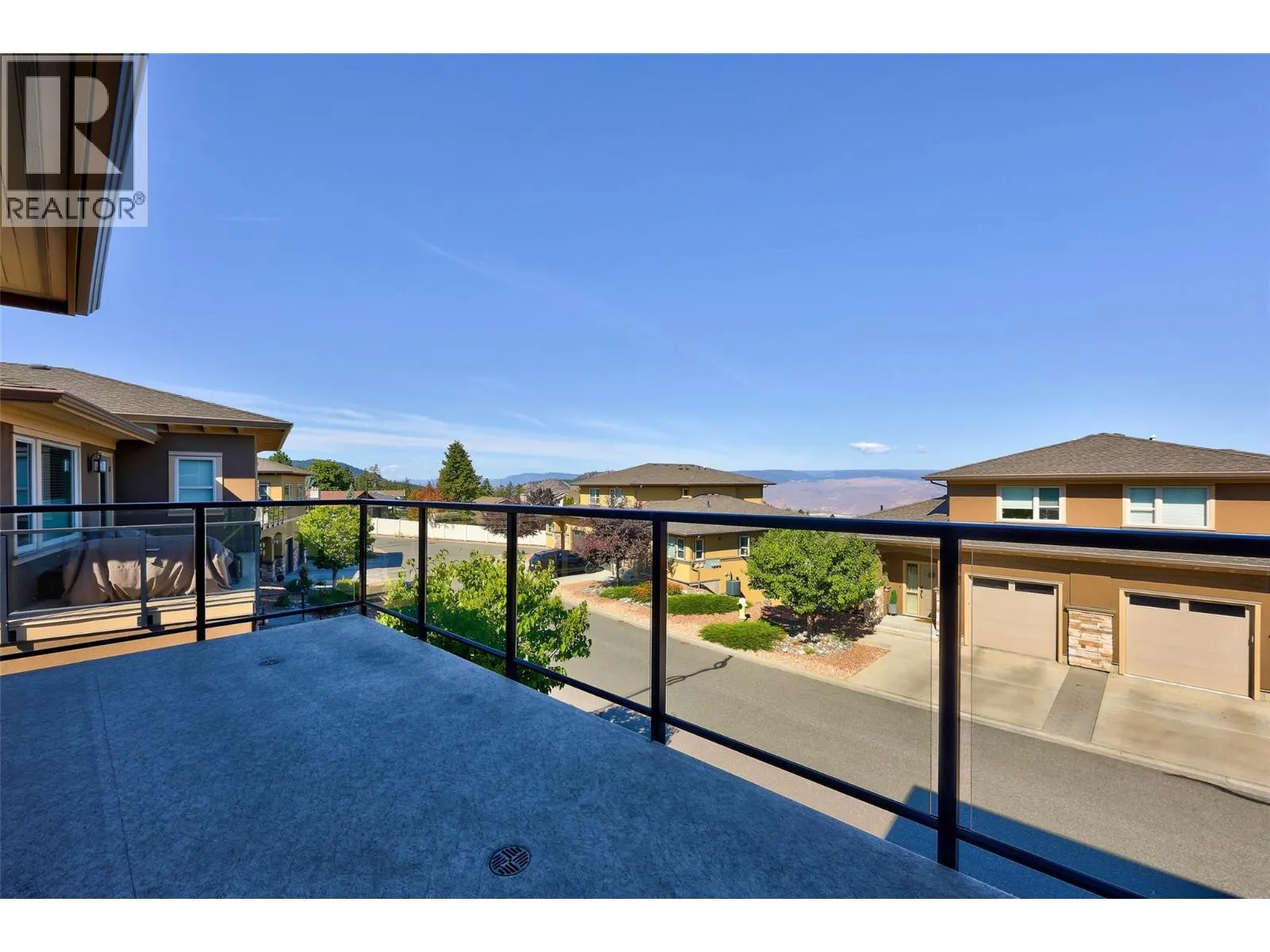 2171 VAN HORNE Drive Unit# 9