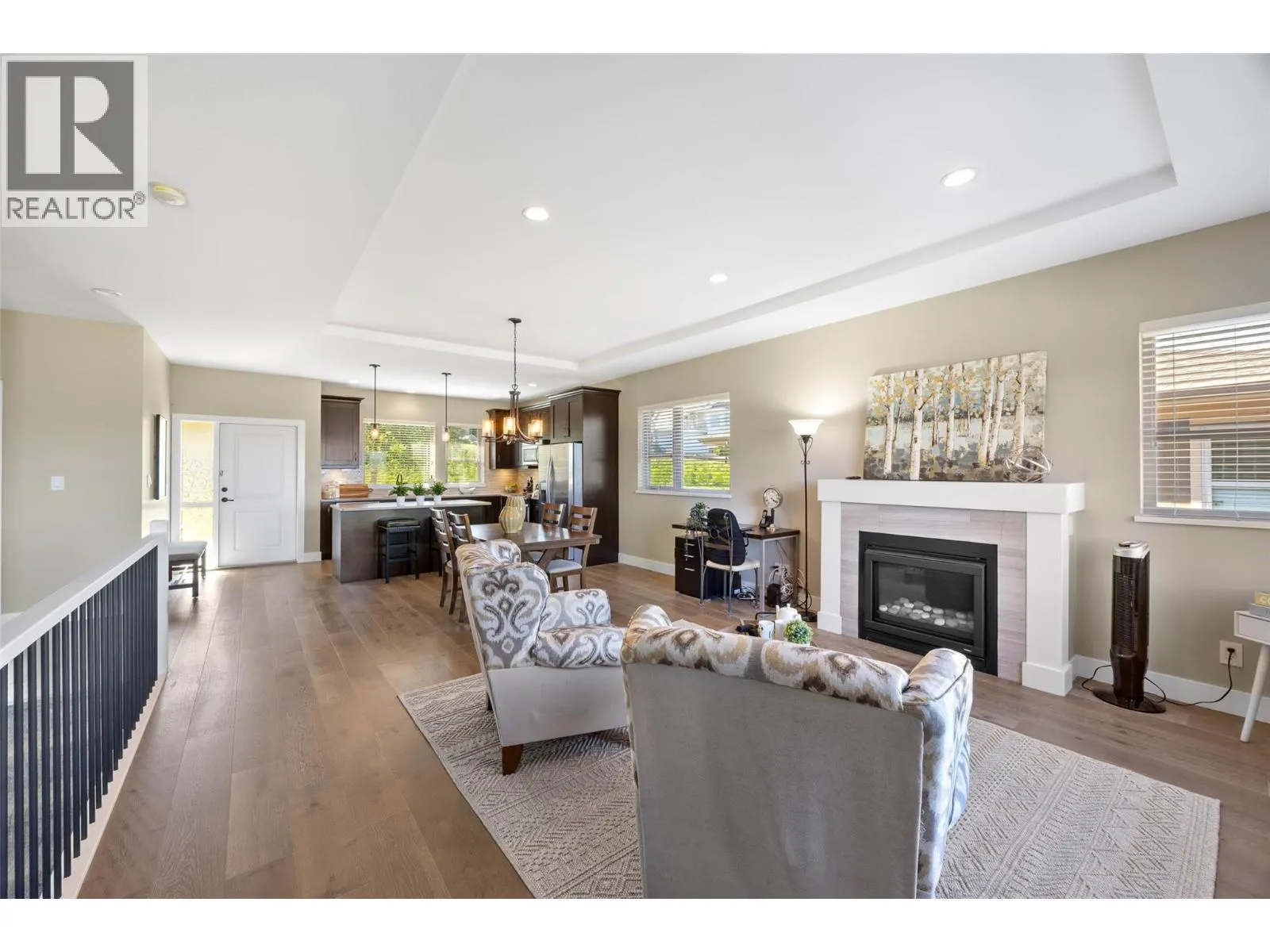 2171 VAN HORNE Drive Unit# 9