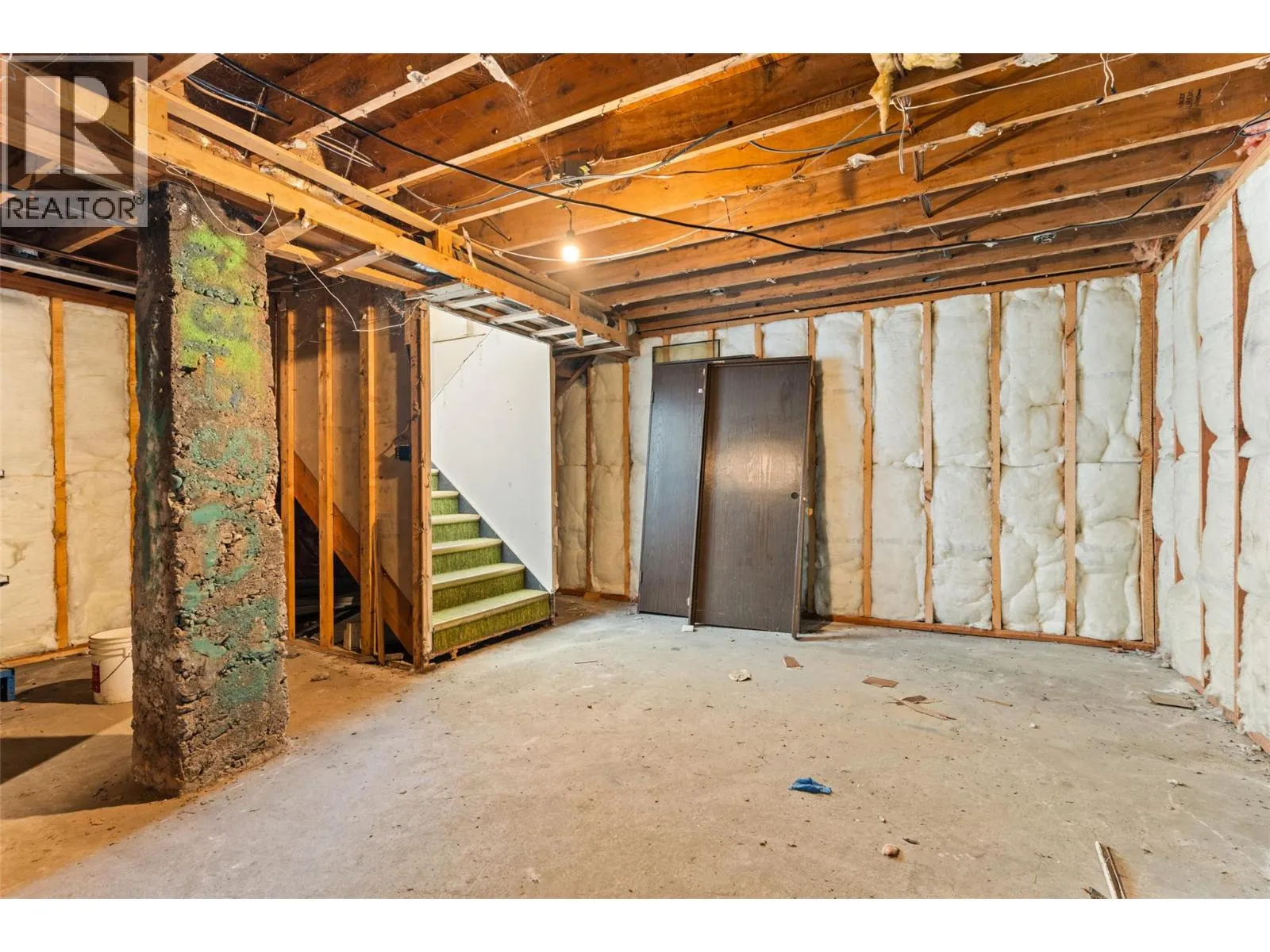 519 Fourth Street E