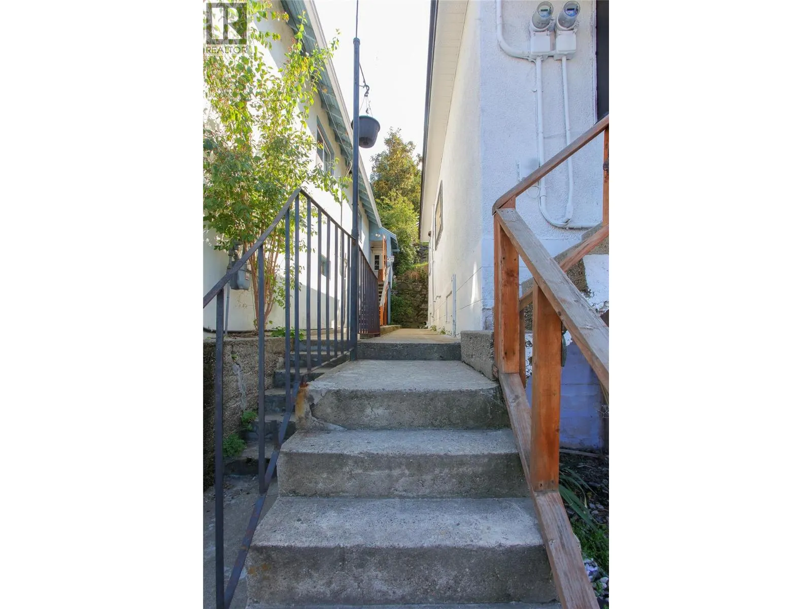 1760 Daniel Street