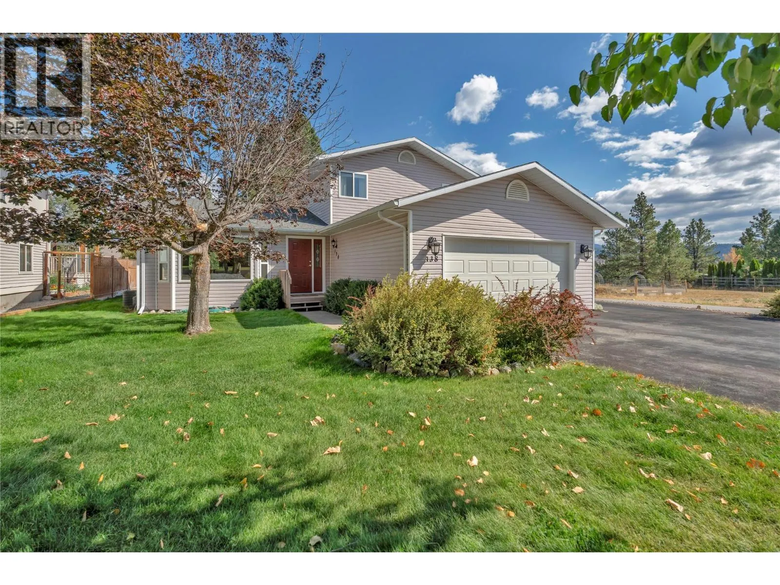 138 Deerview Cres