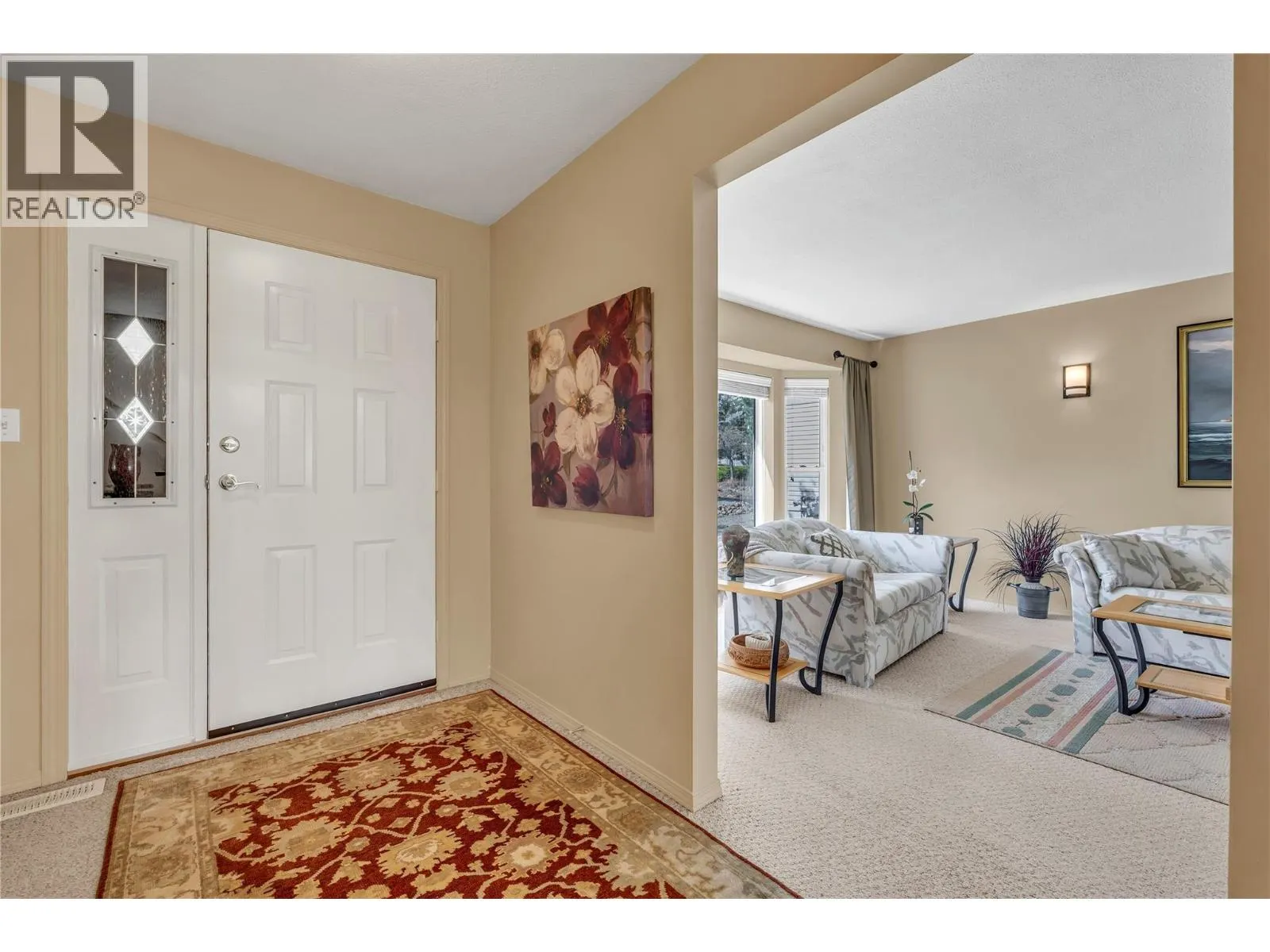138 Deerview Cres