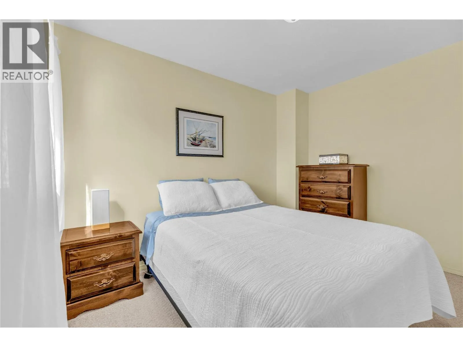 138 Deerview Cres