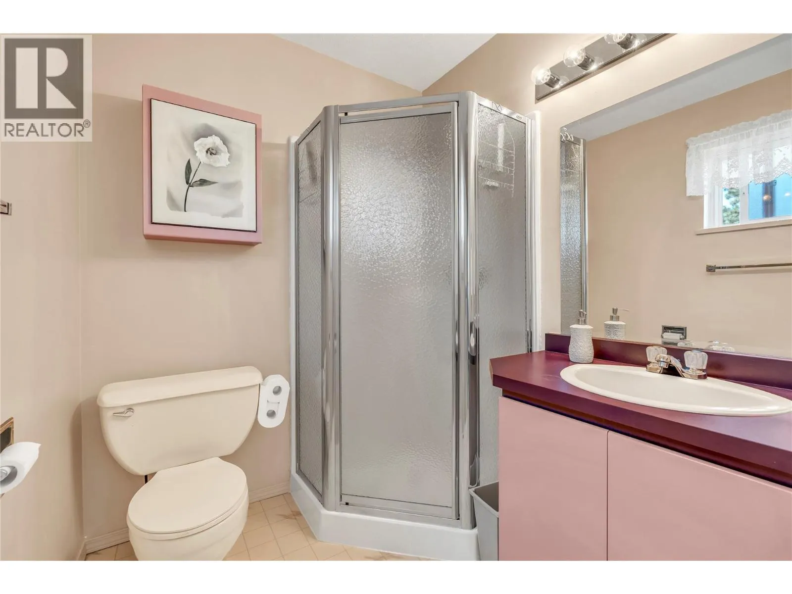 138 Deerview Cres