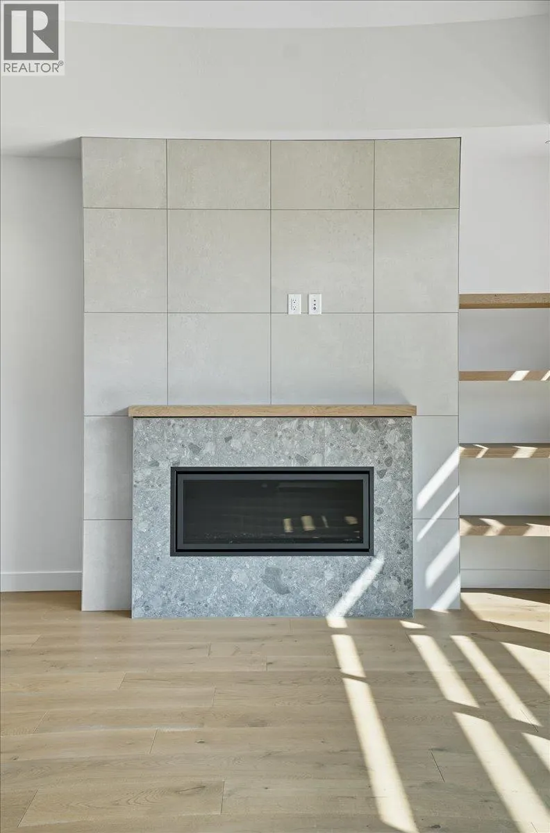 266 BAKER Street Unit# 17