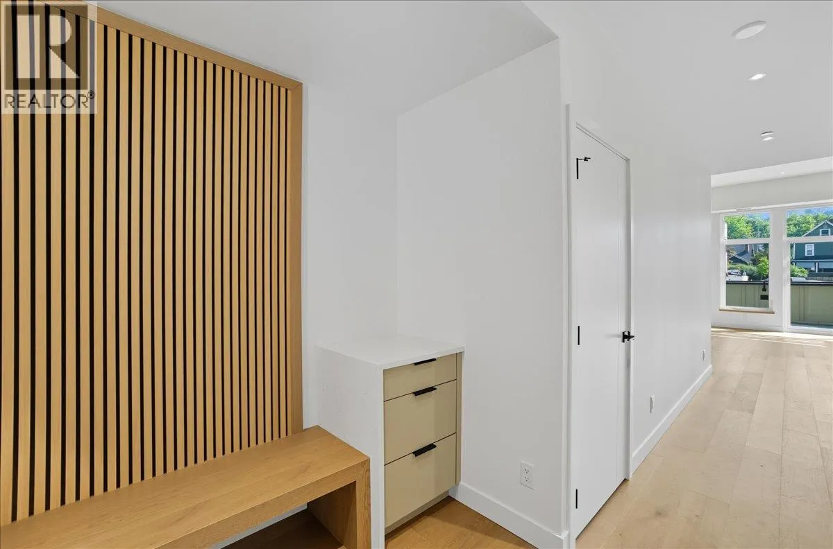 266 BAKER Street Unit# 17