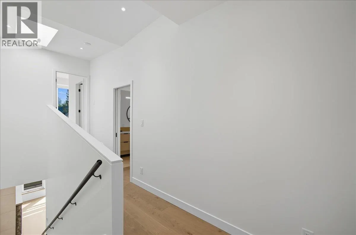 266 BAKER Street Unit# 17