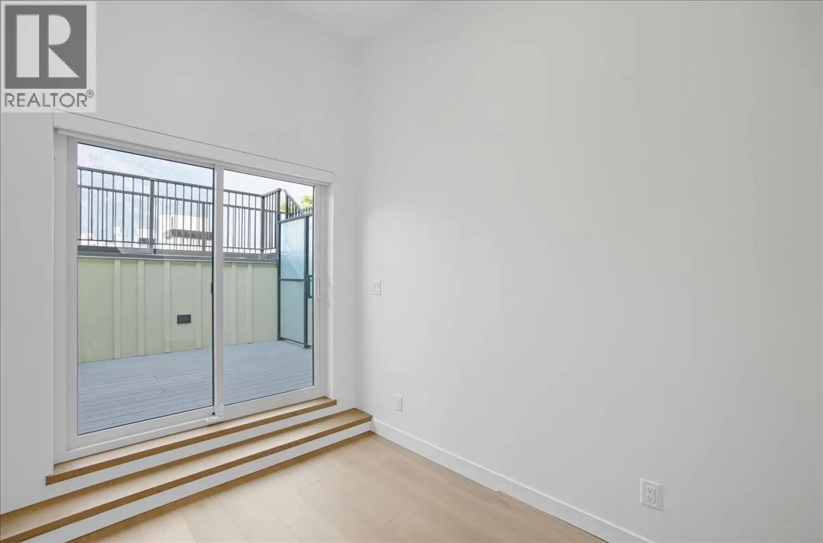 266 BAKER Street Unit# 17