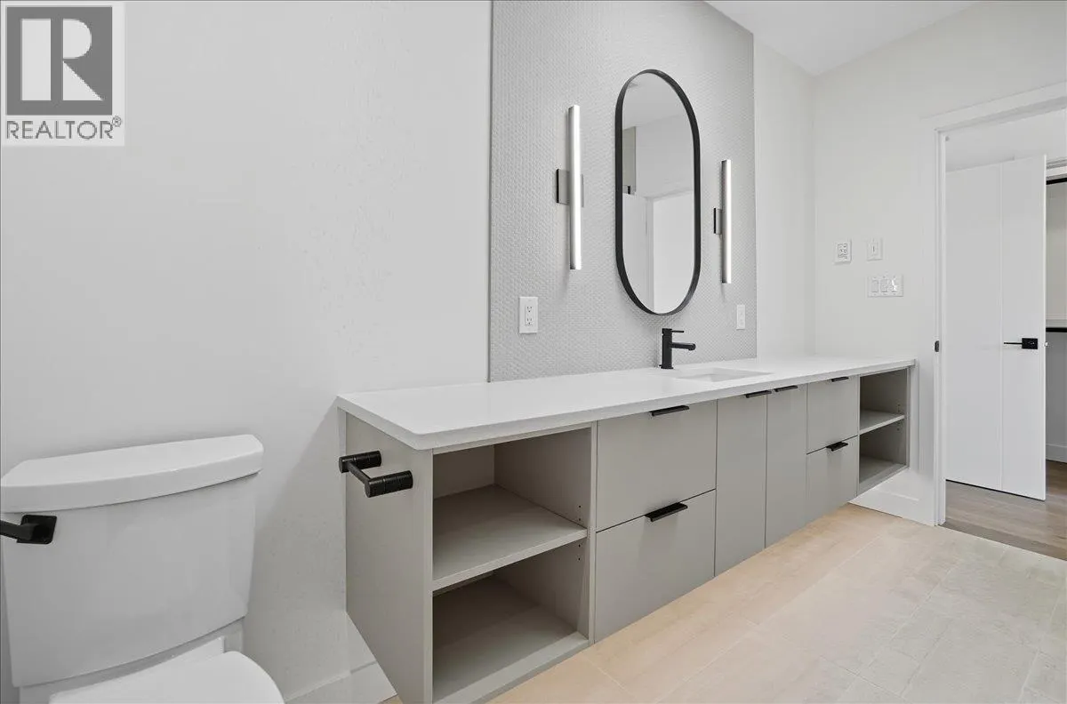 266 BAKER Street Unit# 17