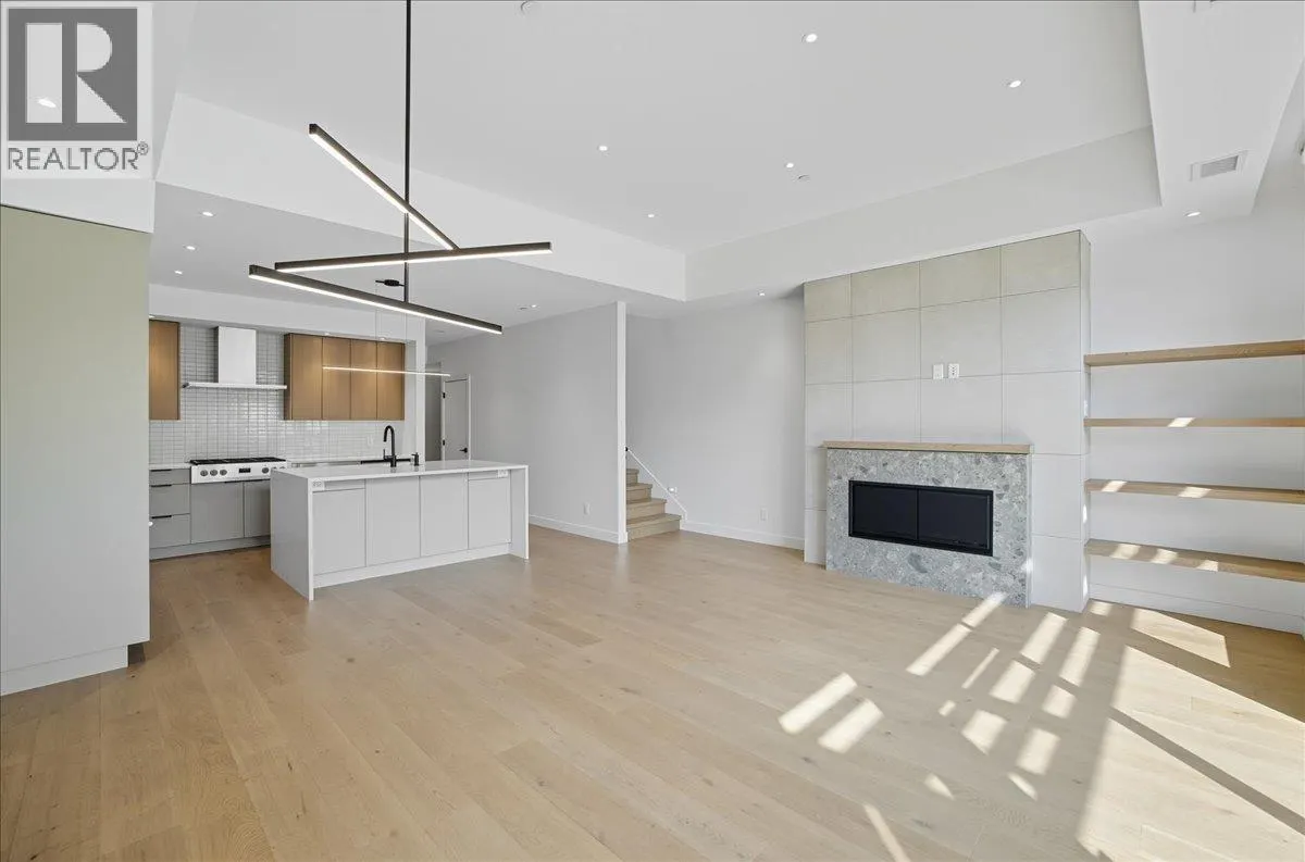 266 BAKER Street Unit# 17