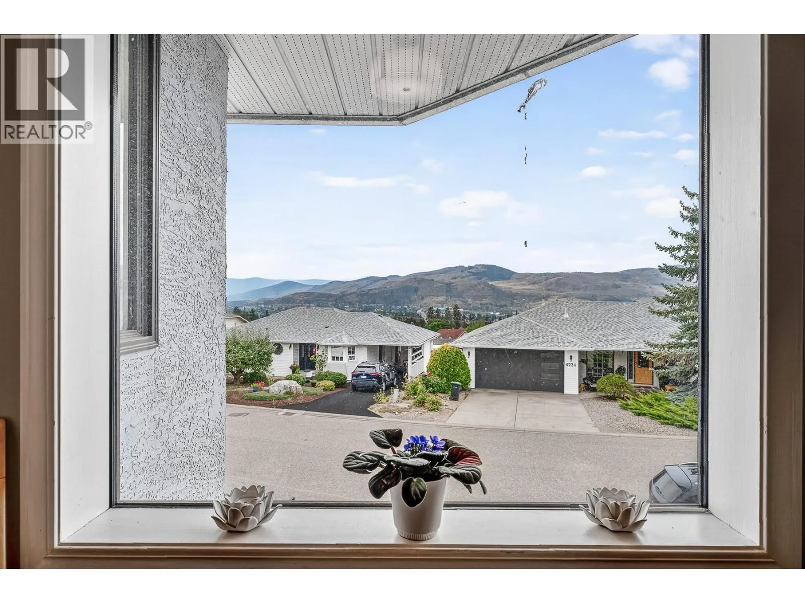 4221 Wellington Drive