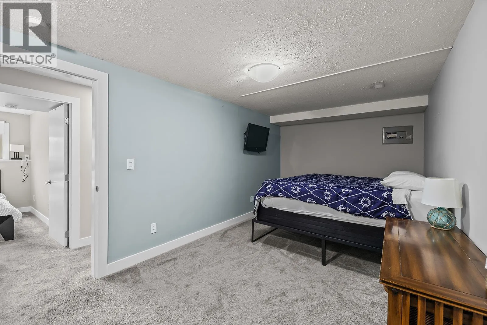 2245 Somerset Road