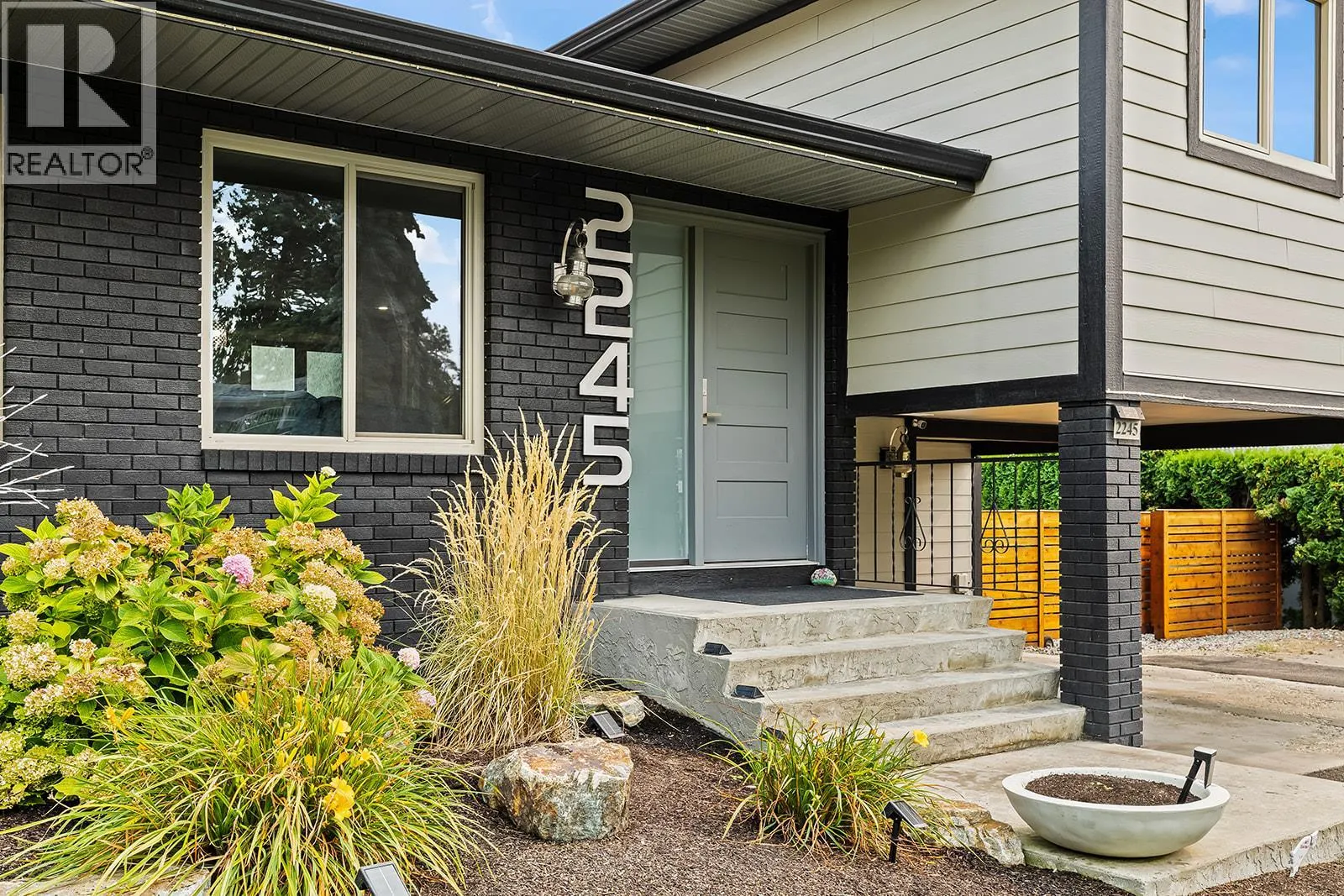 2245 Somerset Road