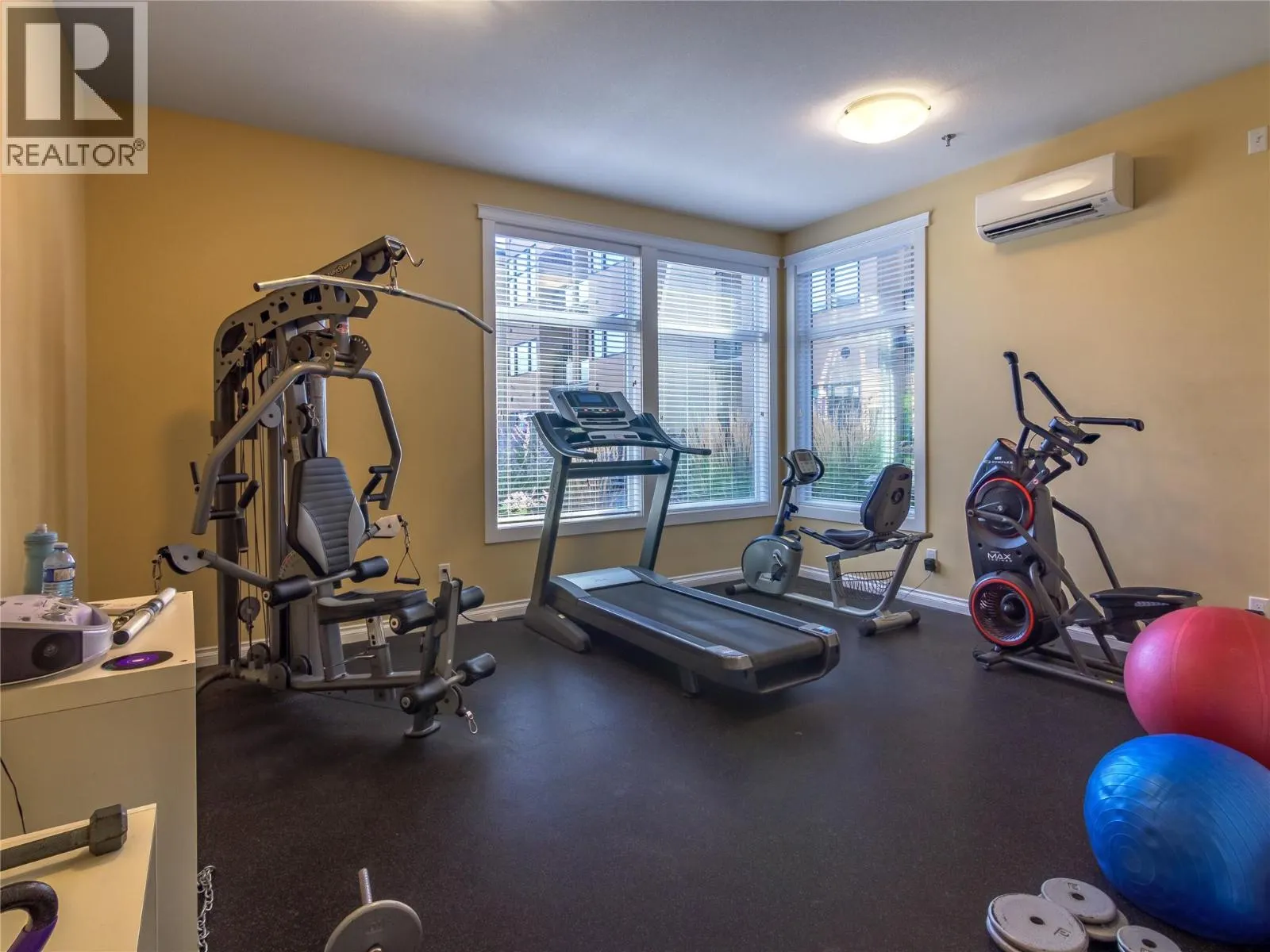 3311 Wilson Street Unit# 407