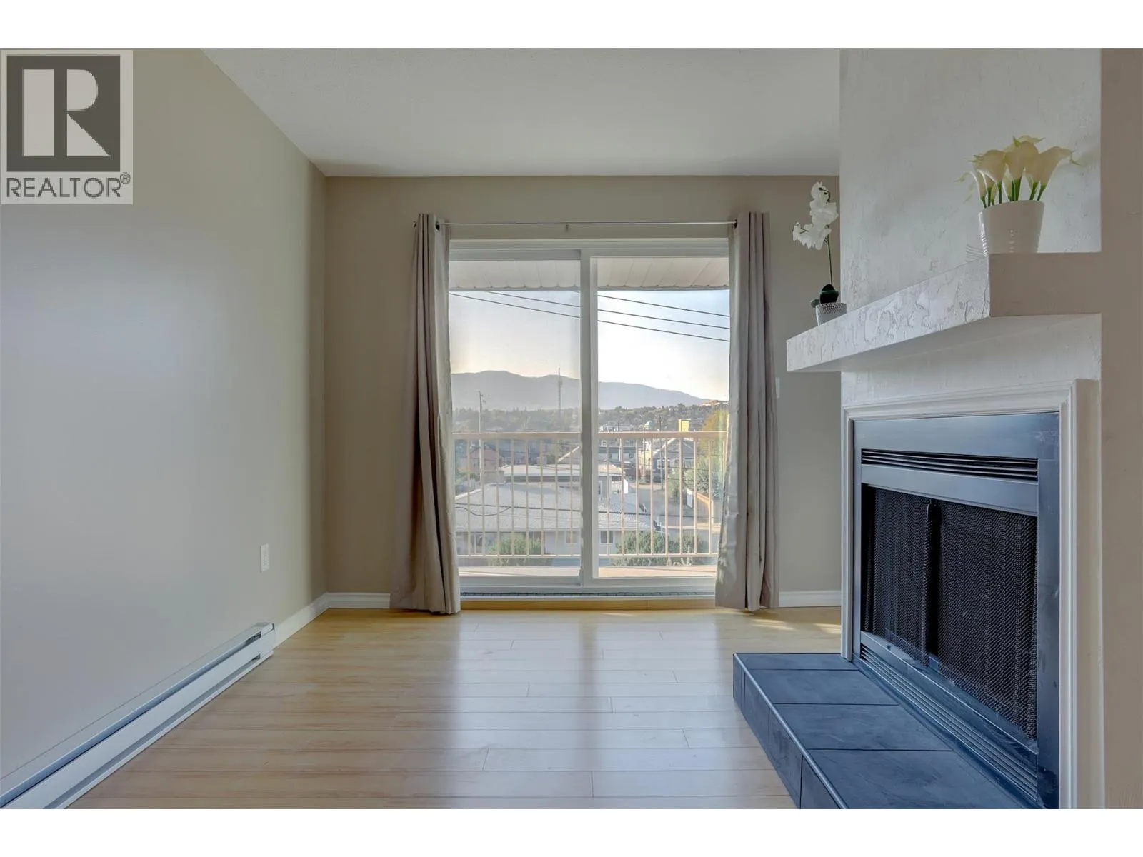 3304 35 Avenue Unit# 415