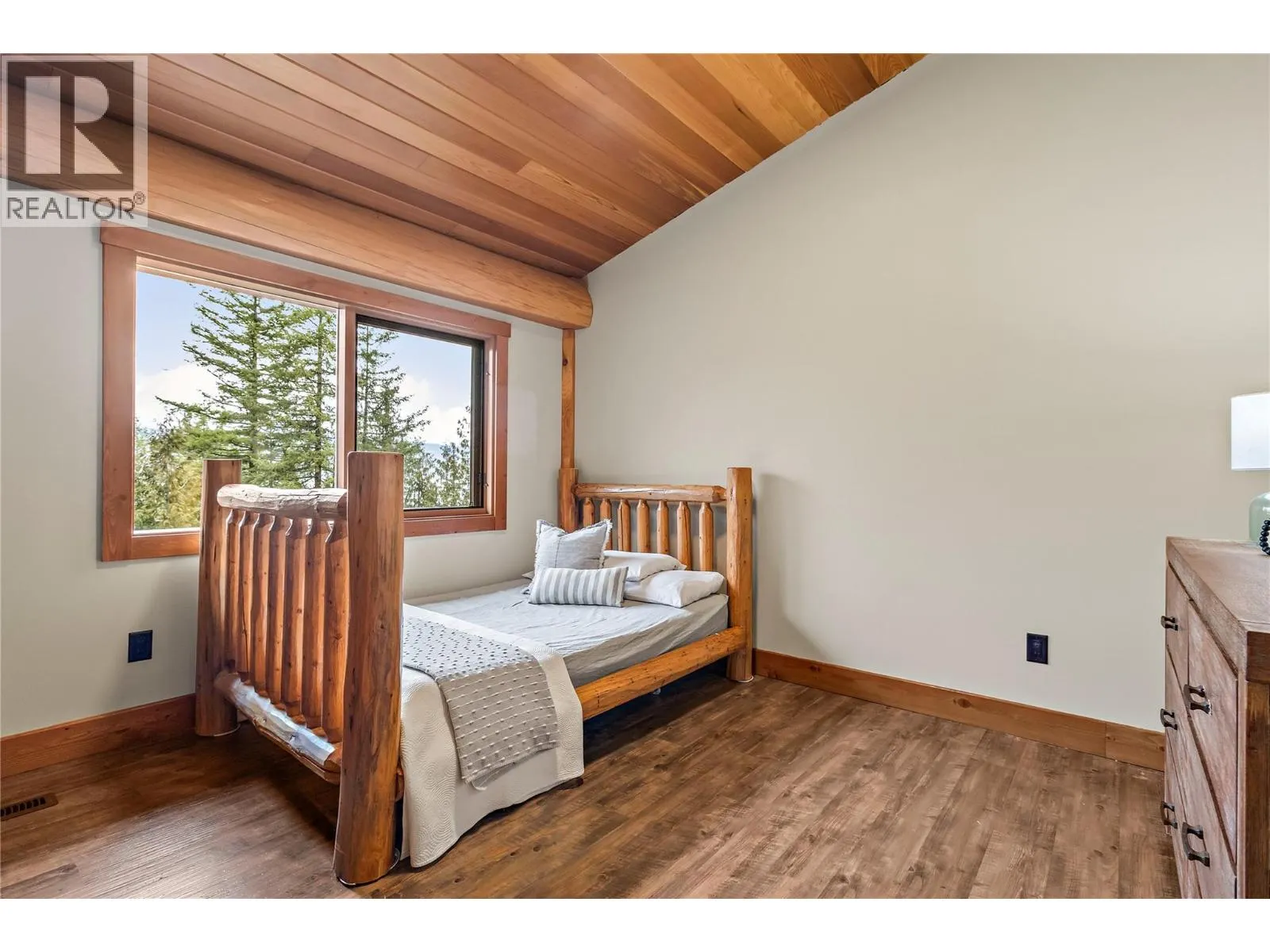 1897 Blind Bay Road