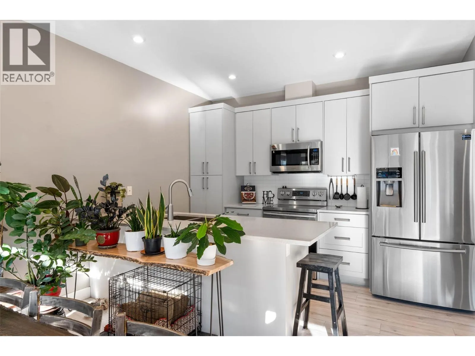 1305 Burfield Drive Unit# 4