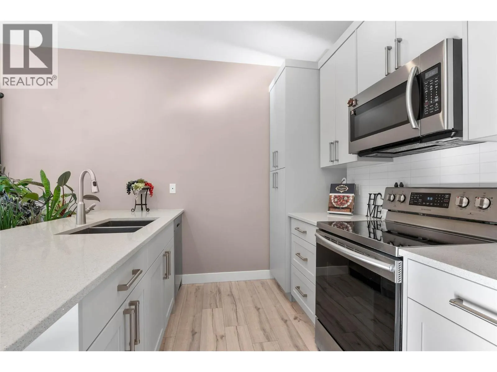 1305 Burfield Drive Unit# 4