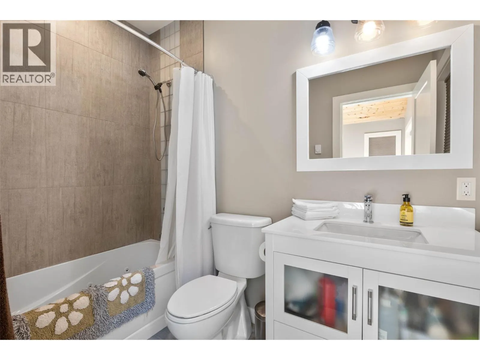 1305 Burfield Drive Unit# 4