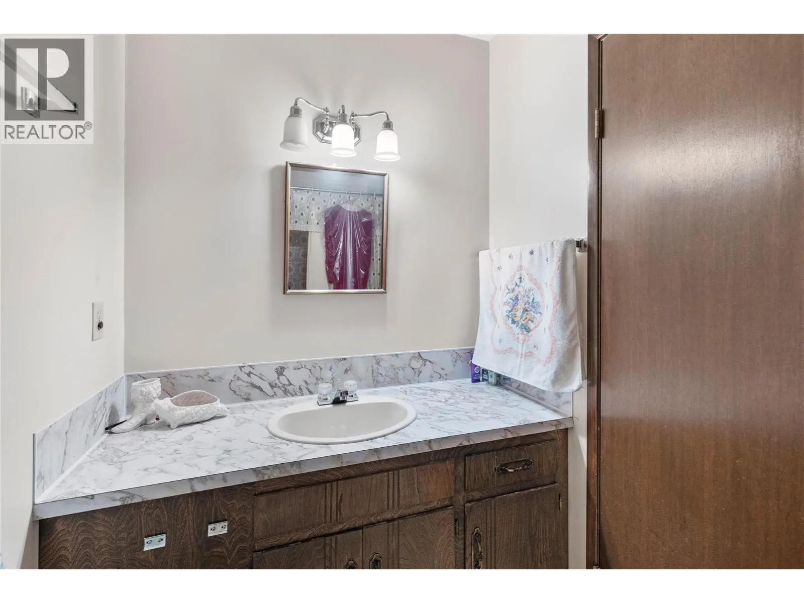 1472 25 Avenue Lot# 10