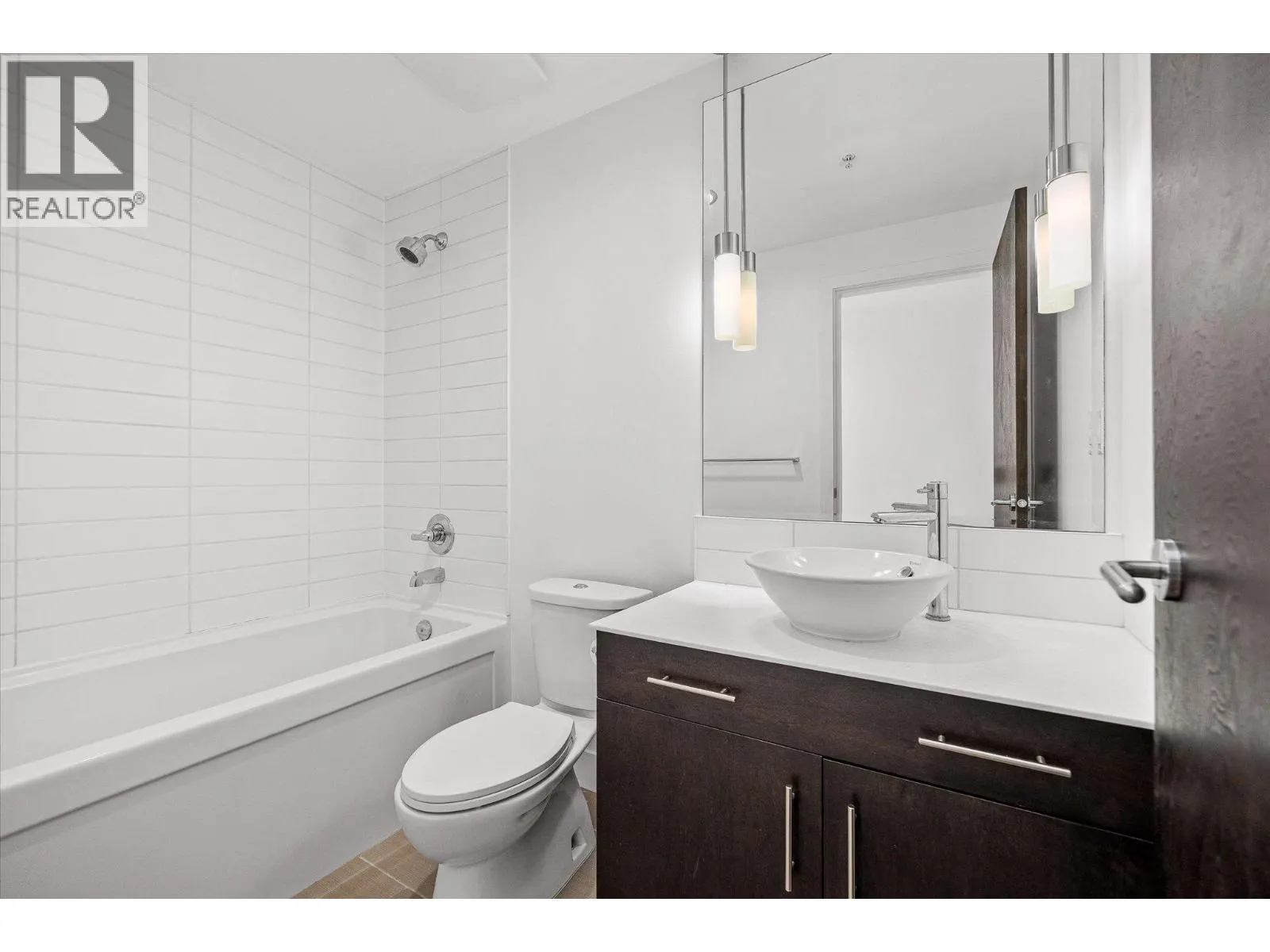 2040 Springfield Road Unit# 401