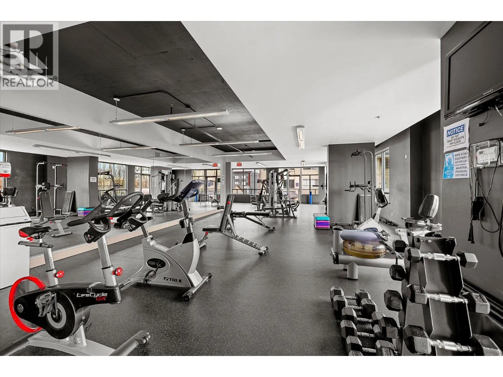 2040 Springfield Road Unit# 401