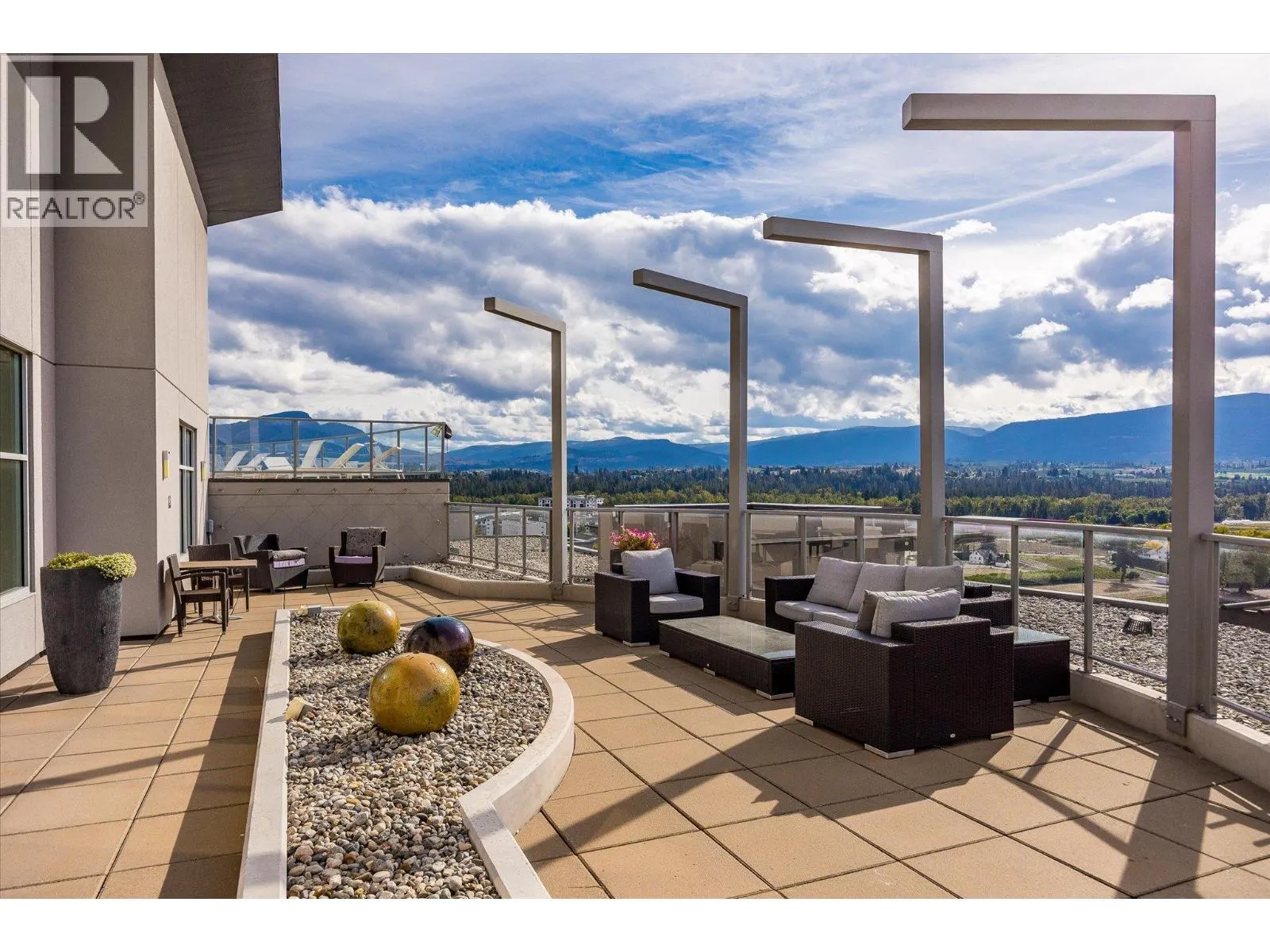 2040 Springfield Road Unit# 401