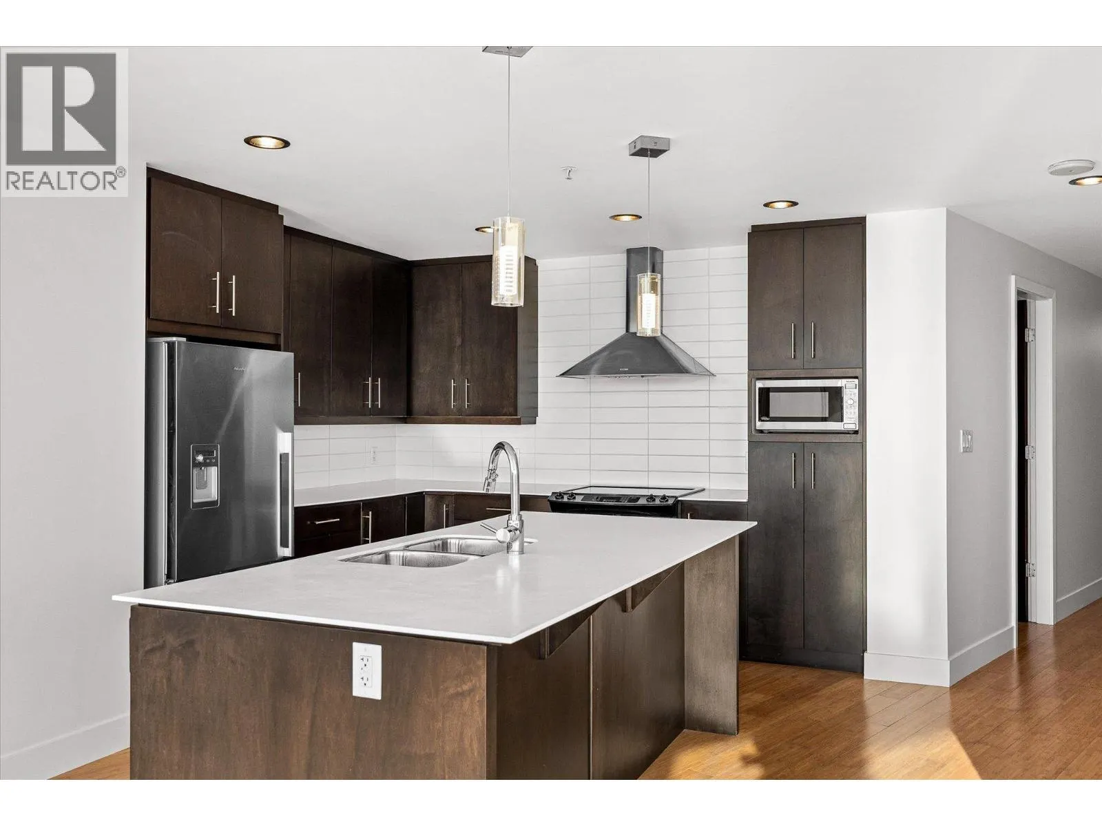 2040 Springfield Road Unit# 401