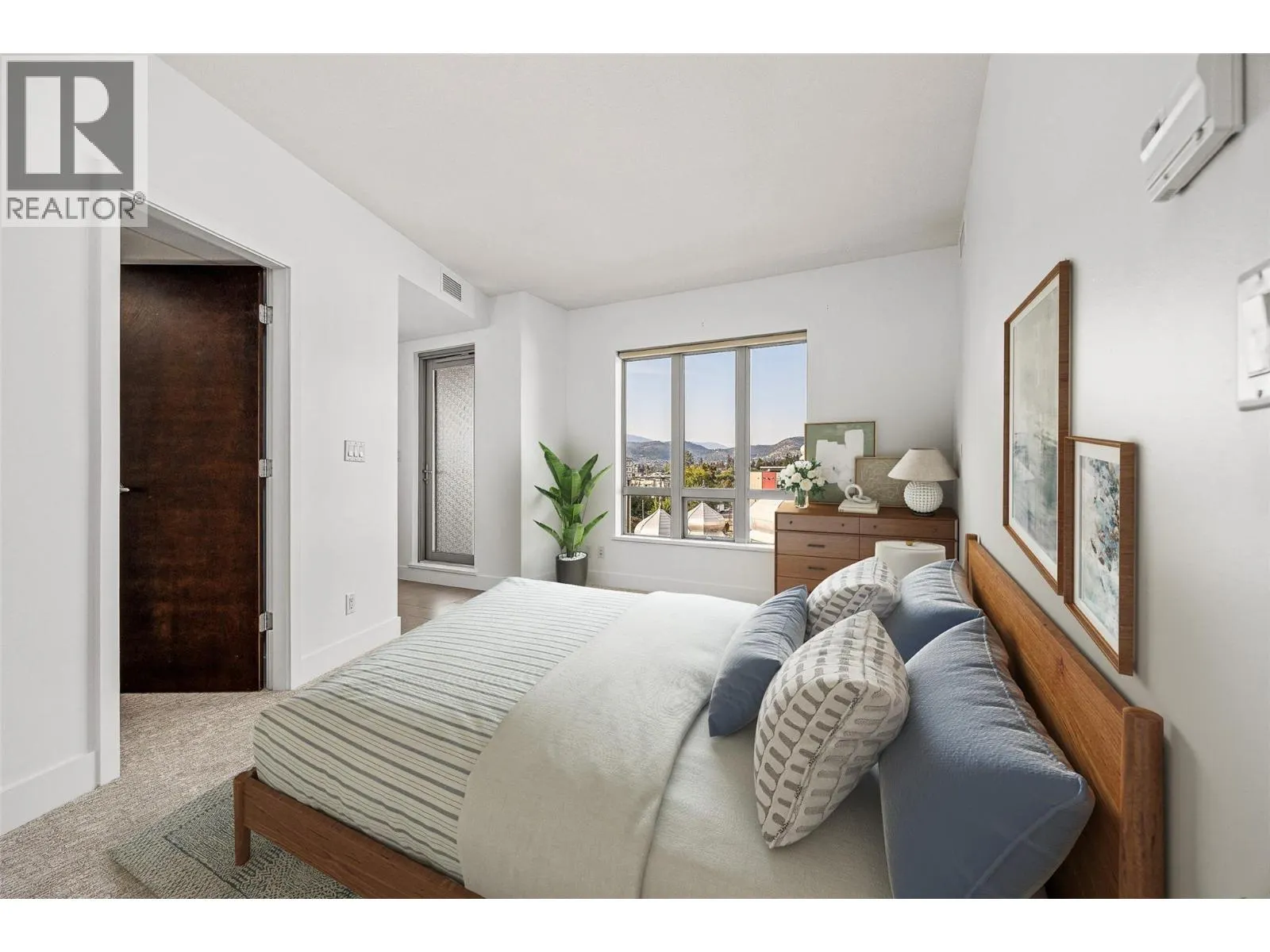 2040 Springfield Road Unit# 401