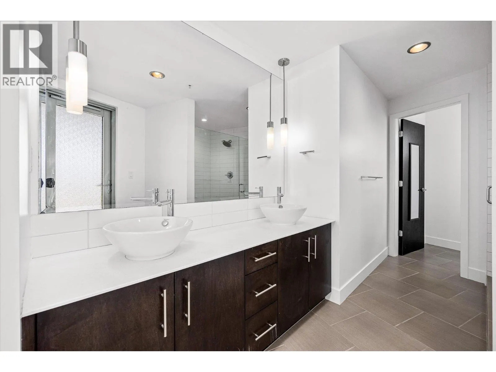 2040 Springfield Road Unit# 401