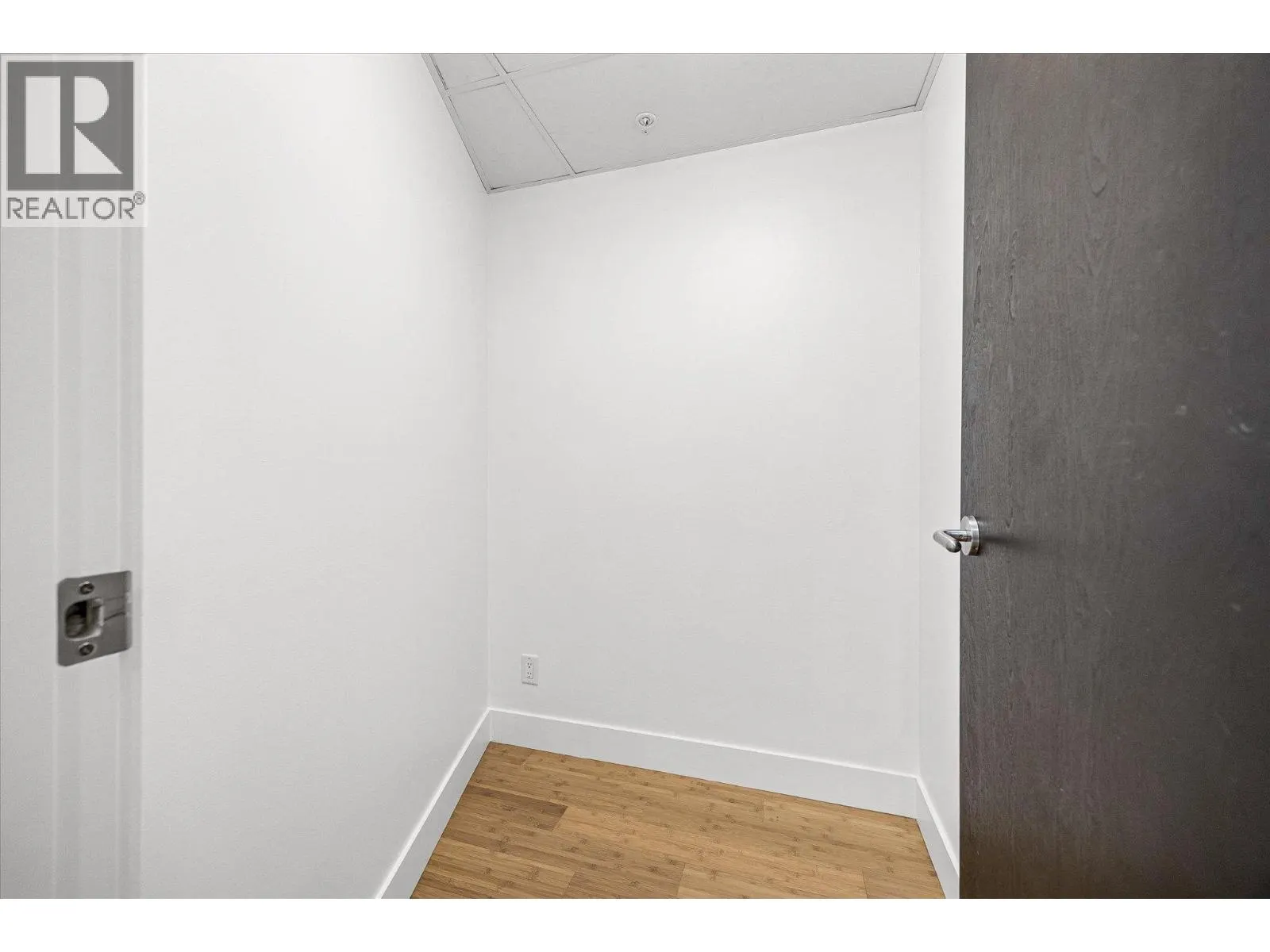 2040 Springfield Road Unit# 401