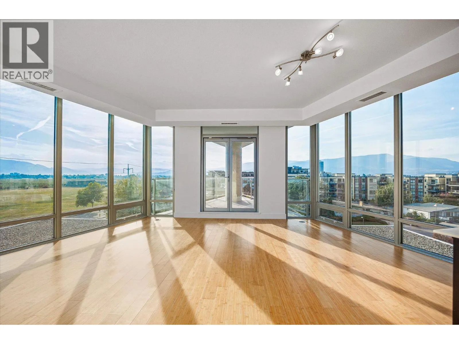 2040 Springfield Road Unit# 401