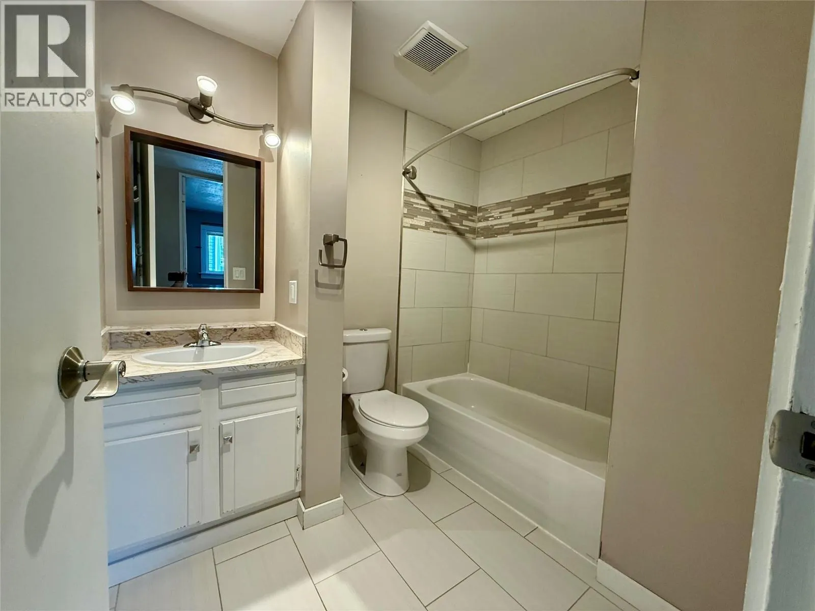 219 26TH  S Avenue Unit# A