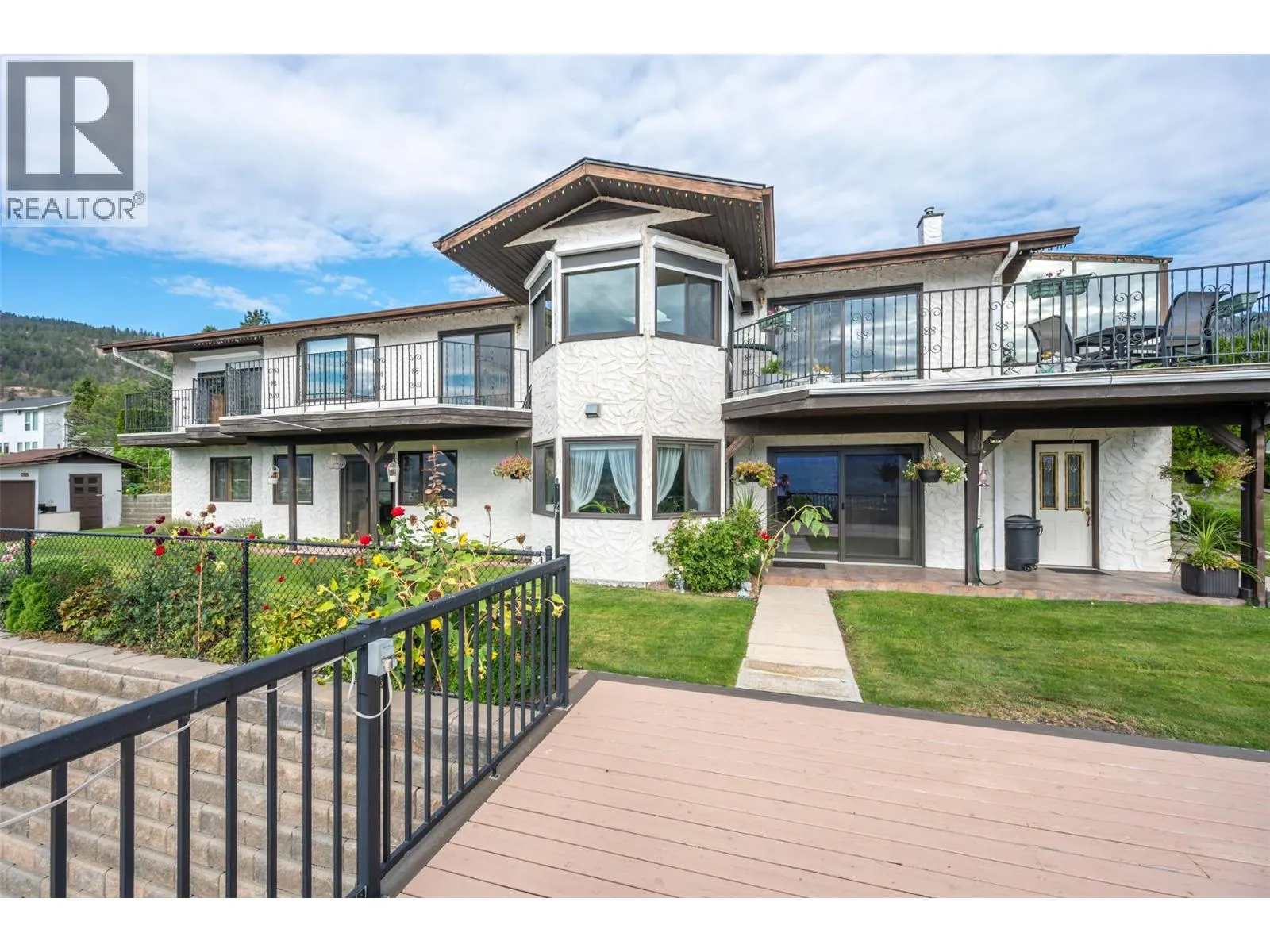 1805 Estates Place