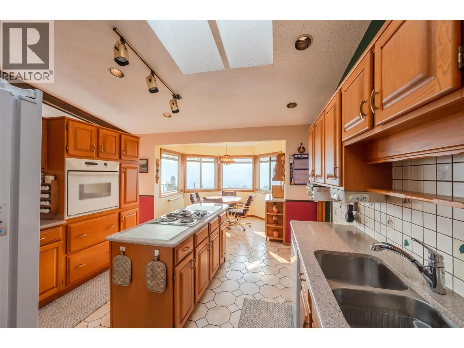 1805 Estates Place