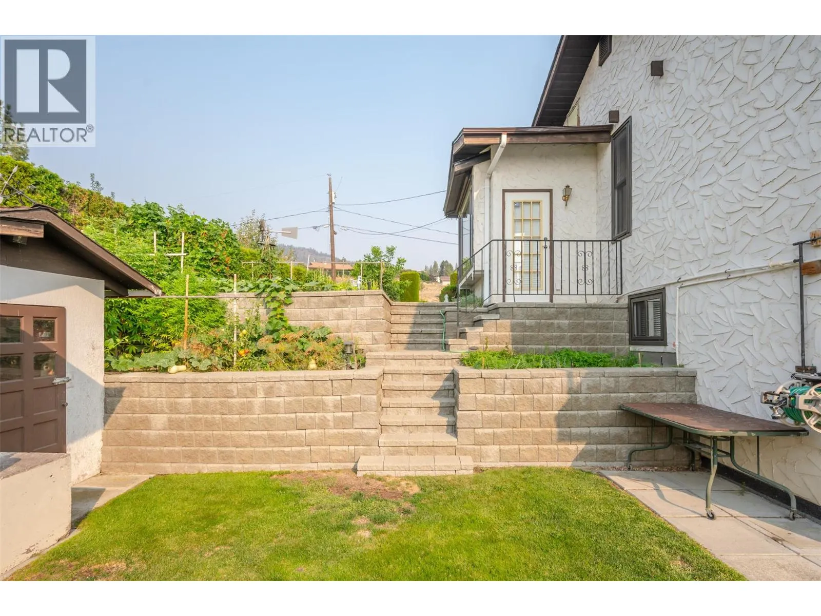 1805 Estates Place