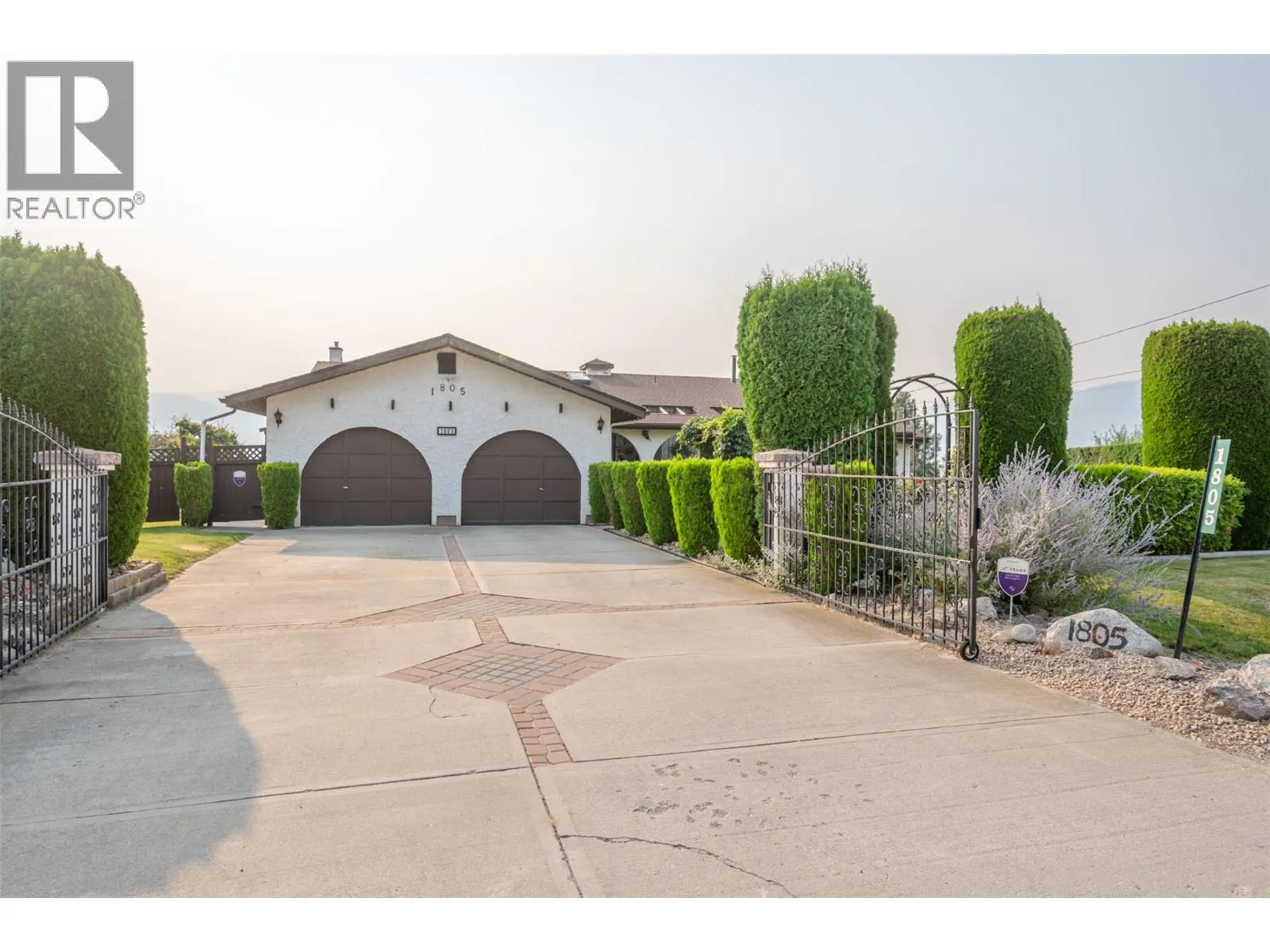 1805 Estates Place