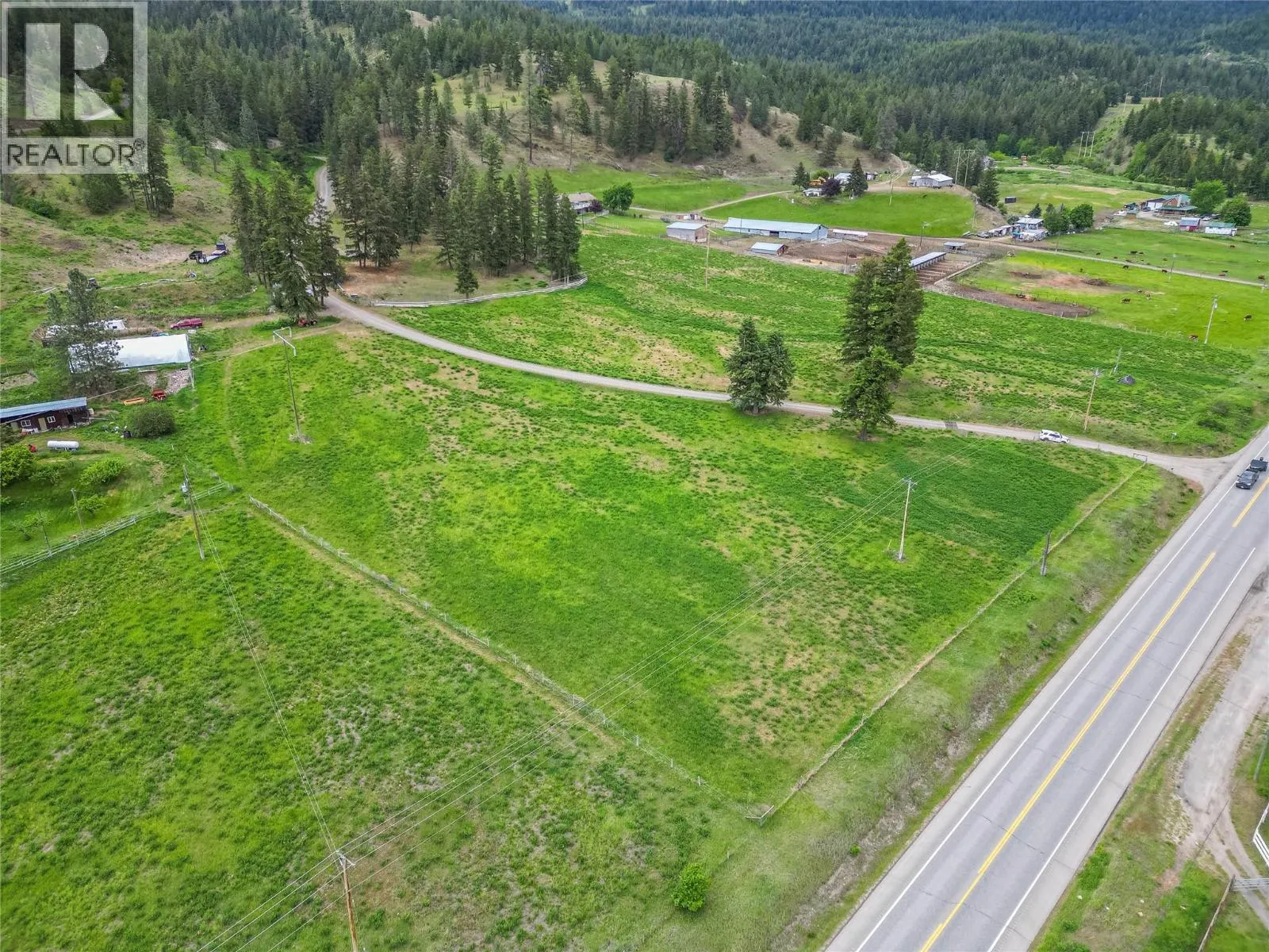8548 YELLOWHEAD Highway