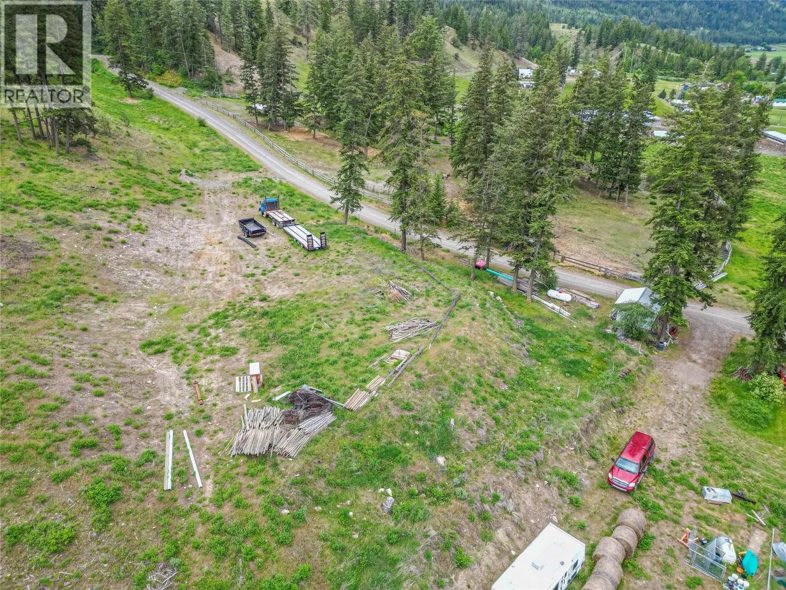 8548 YELLOWHEAD Highway