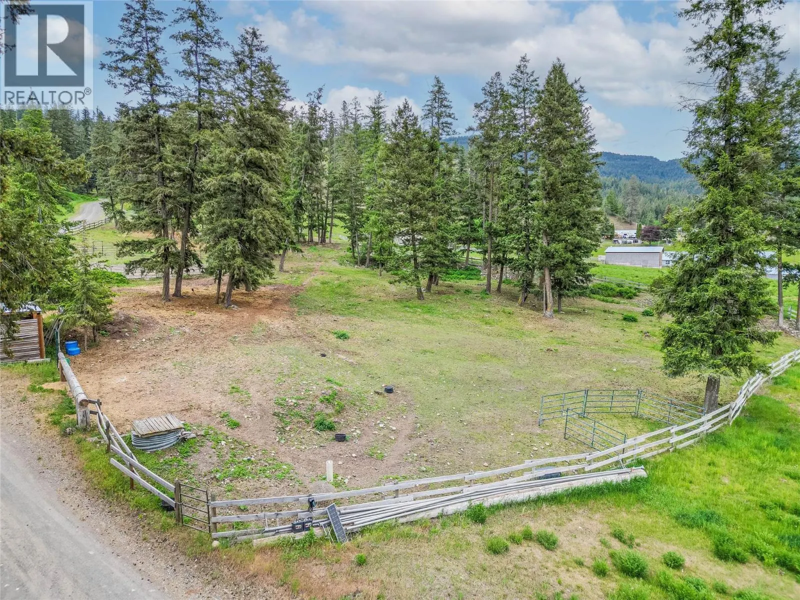 8548 YELLOWHEAD Highway
