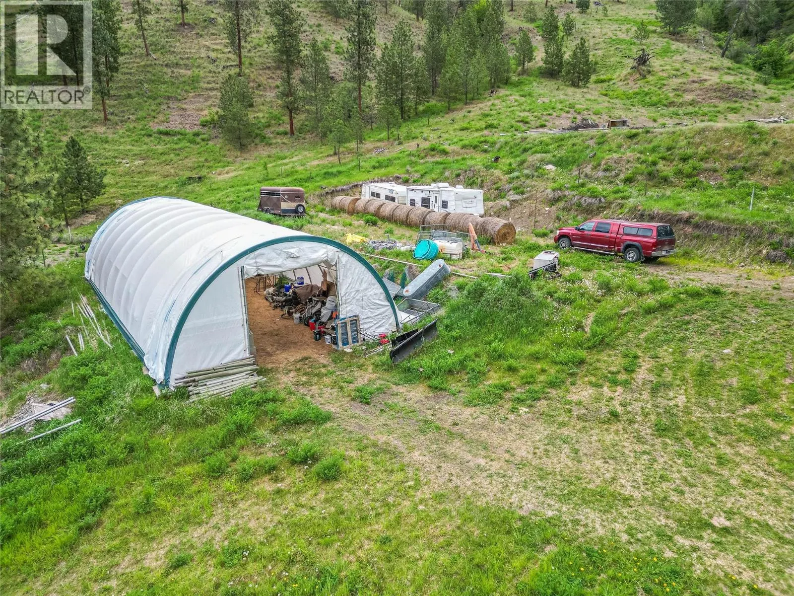 8548 YELLOWHEAD Highway